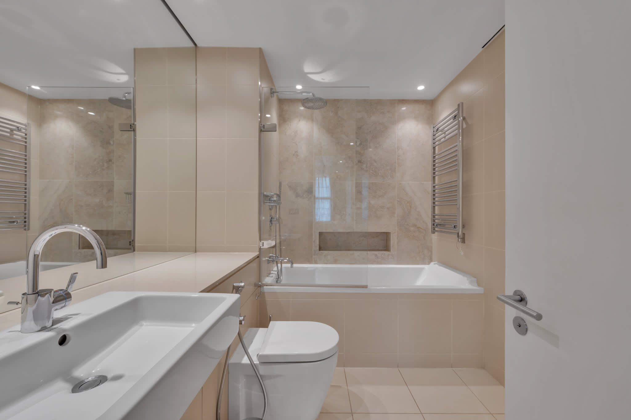 Luxury 3-Beds Apartment Baker street in Baker Street W1U 6SE - Property image 12 - VivreStays
