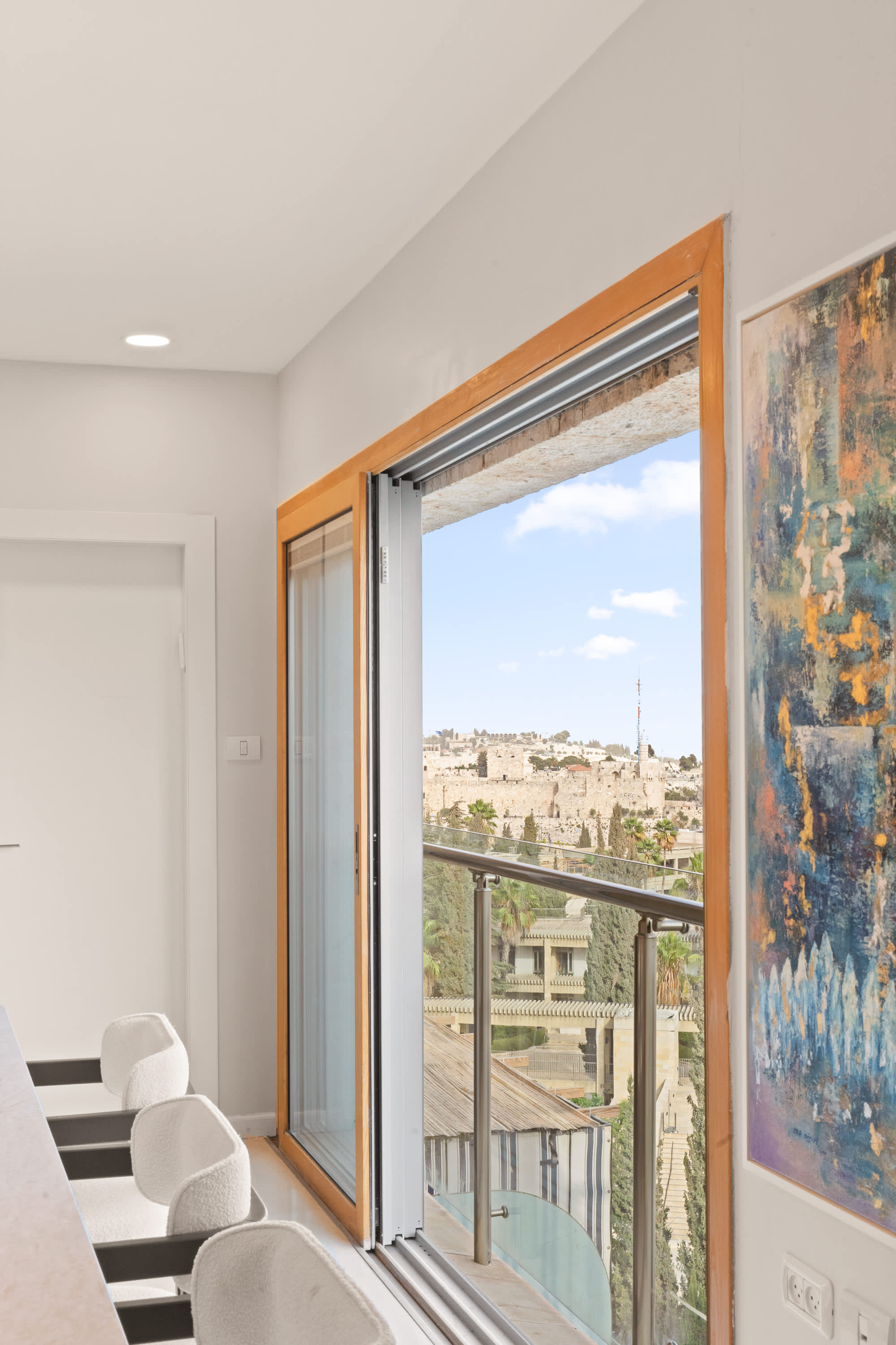 King David Residence: 6BR, Pool, Gym & Family-Friendly! photo 35