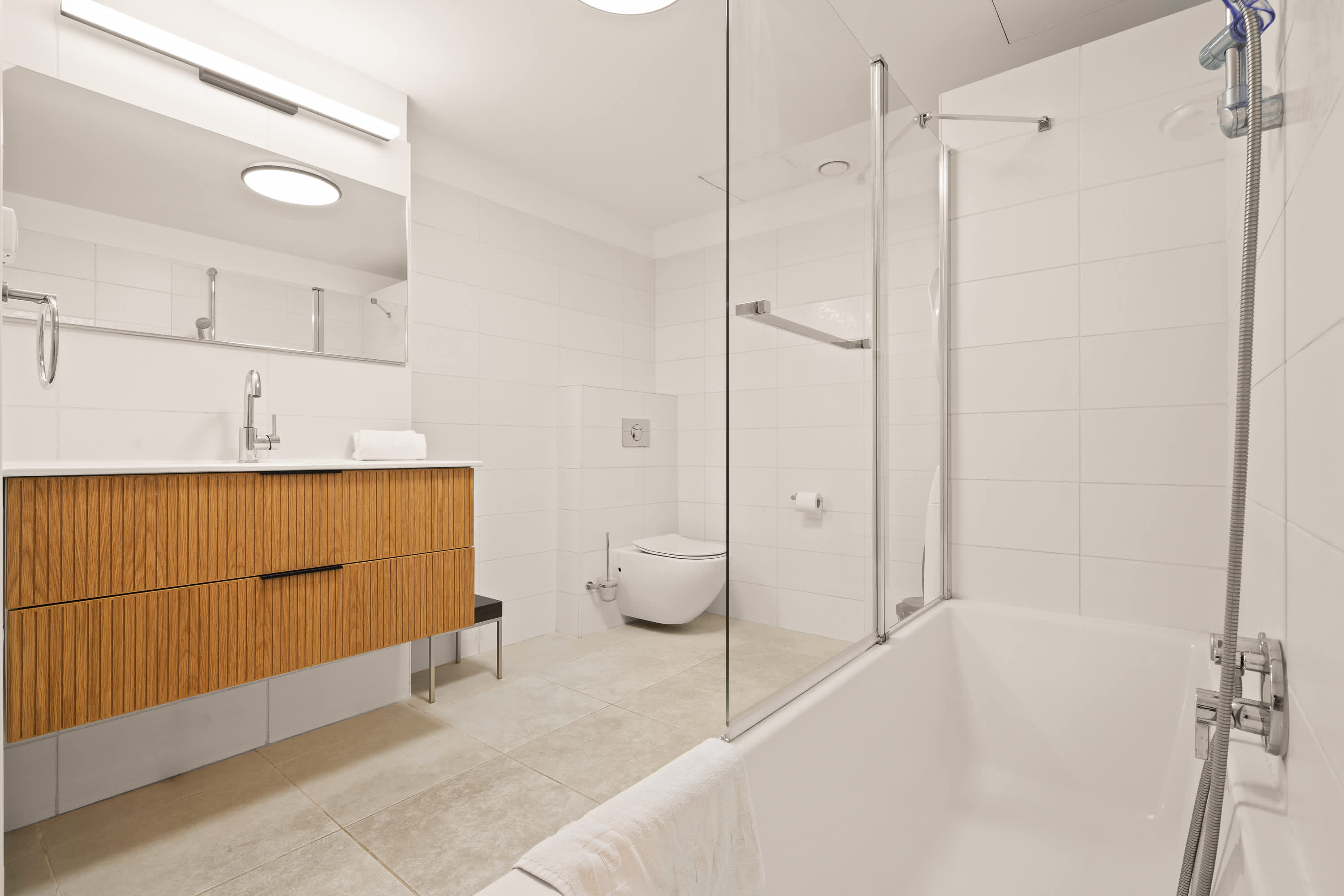 King David Residence: 6BR, Pool, Gym & Family-Friendly! photo 45