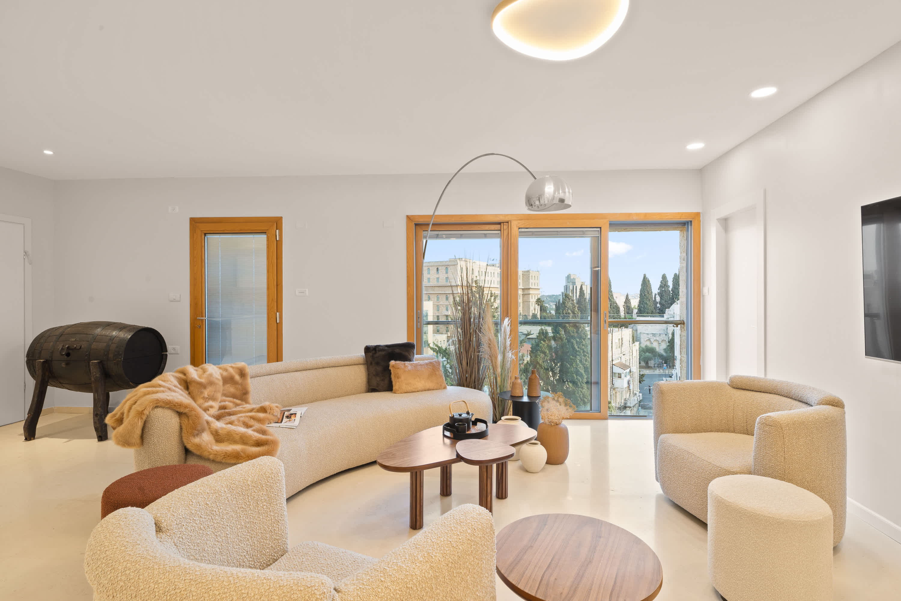King David Residence: 6BR, Pool, Gym & Family-Friendly! photo 72