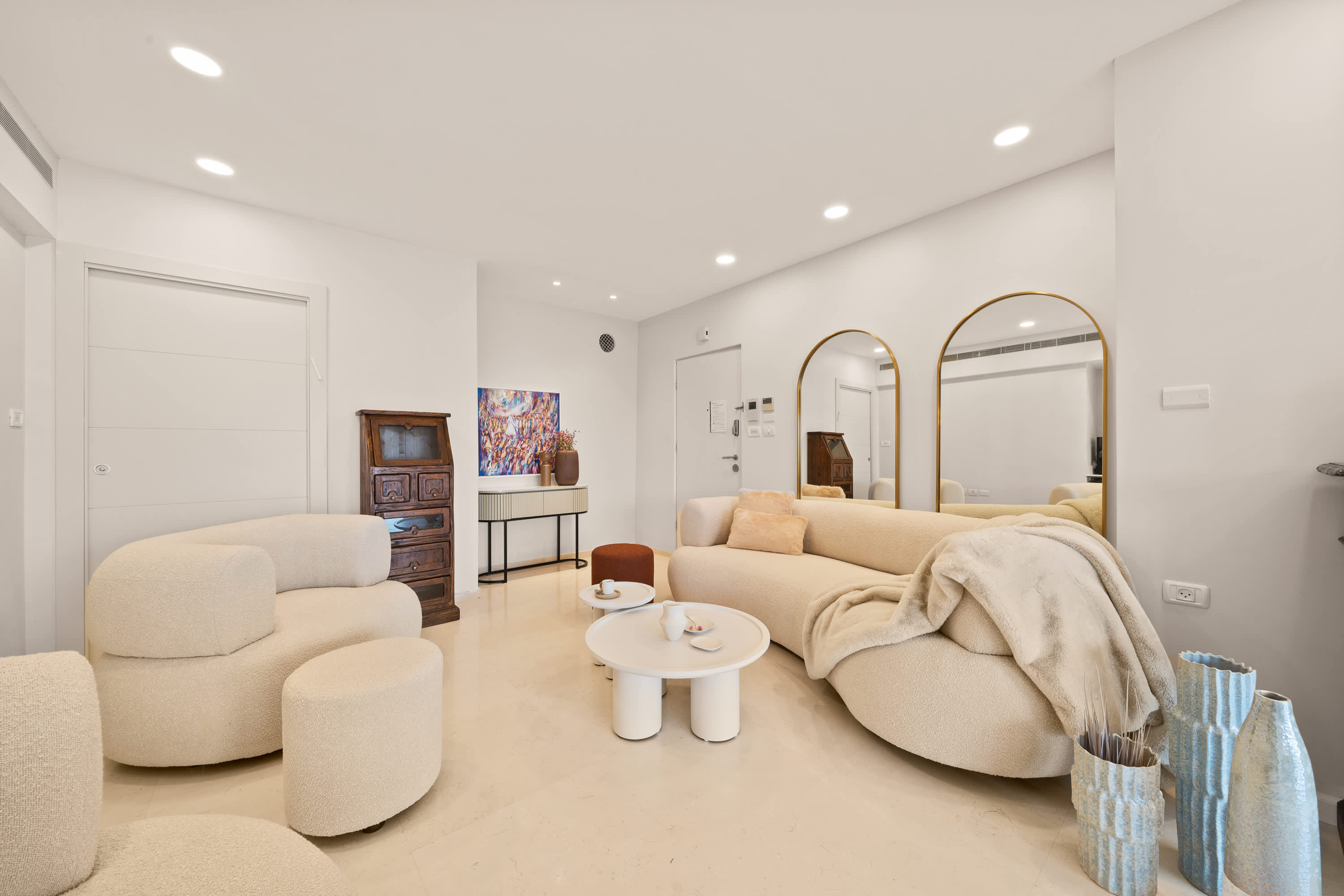 King David Residence: 6BR, Pool, Gym & Family-Friendly! photo 24