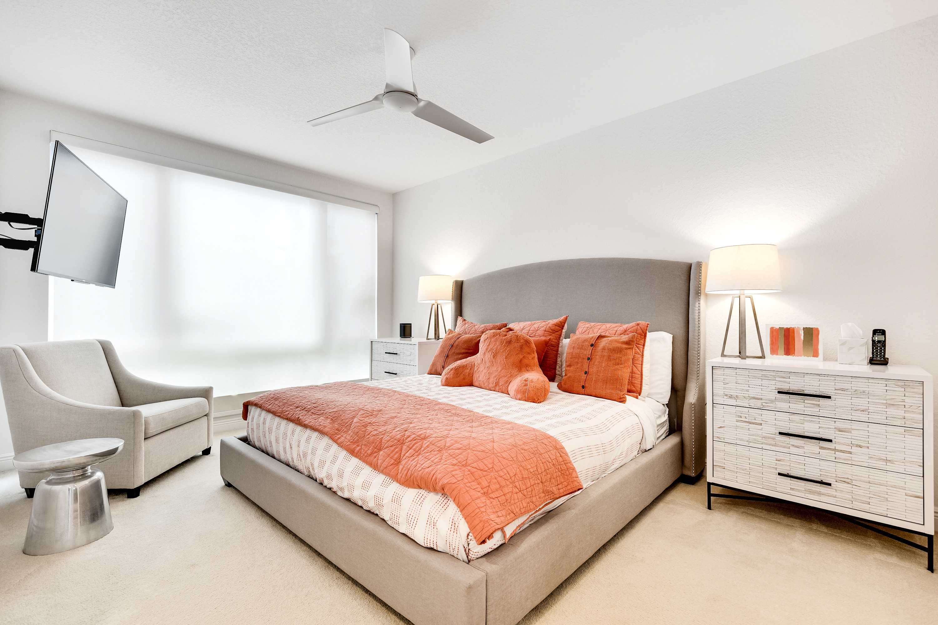 4-Bed + Den with pool in Las Olas, Ft Lauderdale - Picture 16