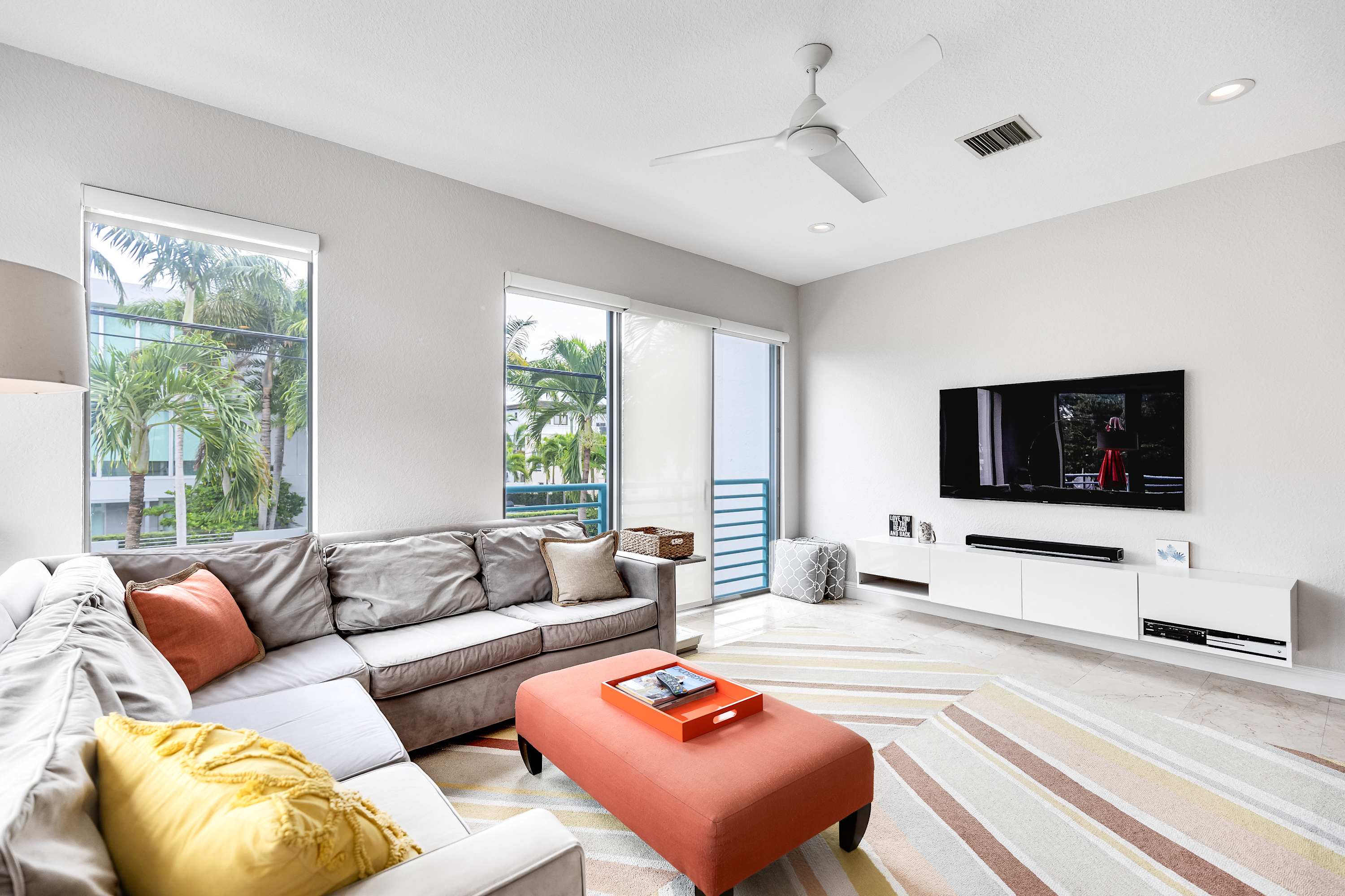 4-Bed + Den with pool in Las Olas, Ft Lauderdale - Picture 25