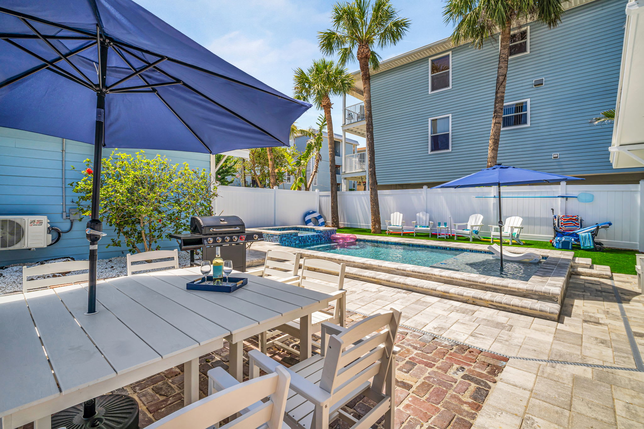 Heated Pool & Spa Steps from Indian Rocks Beach