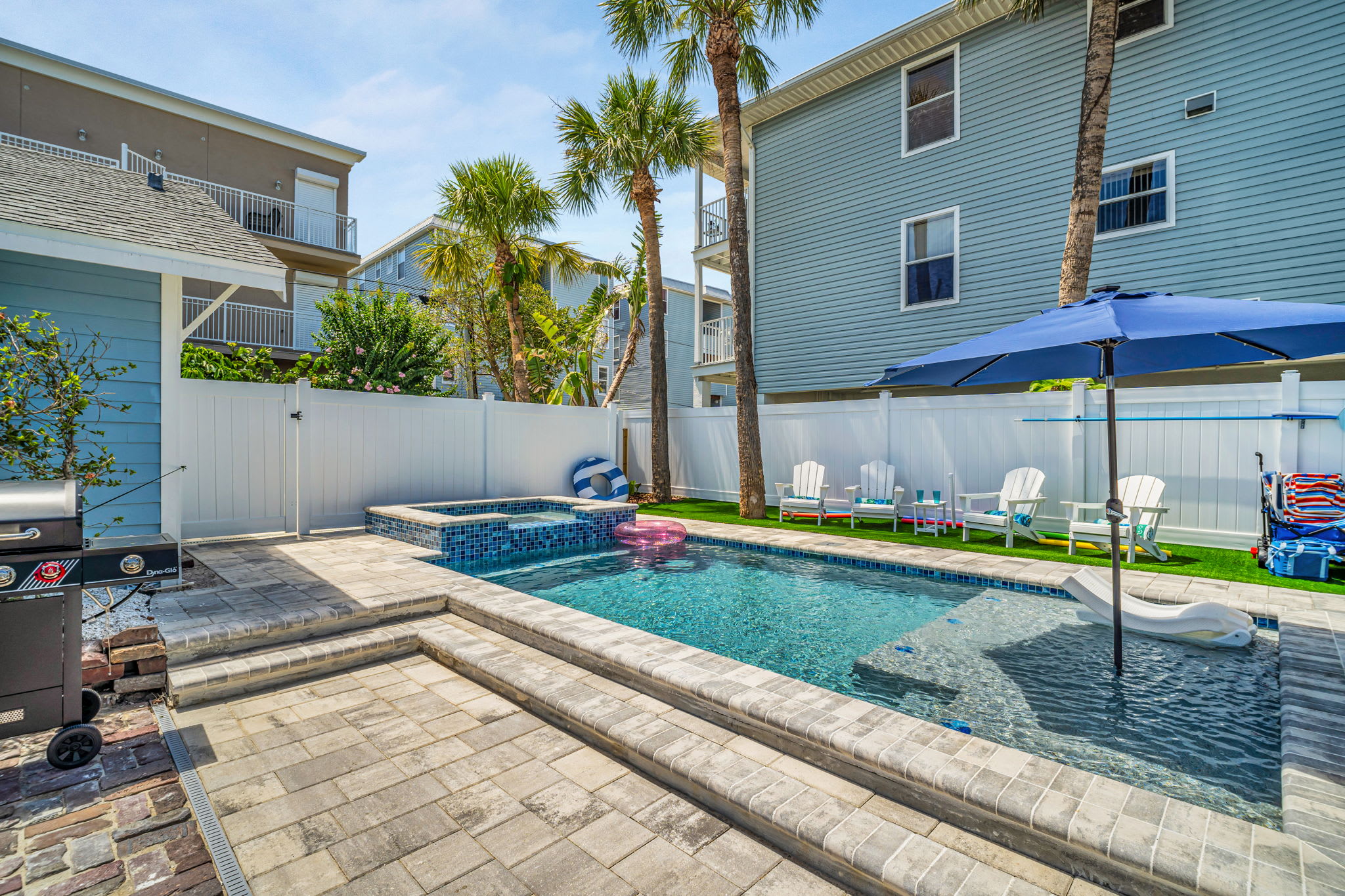 Heated Pool & Spa Steps from Indian Rocks Beach