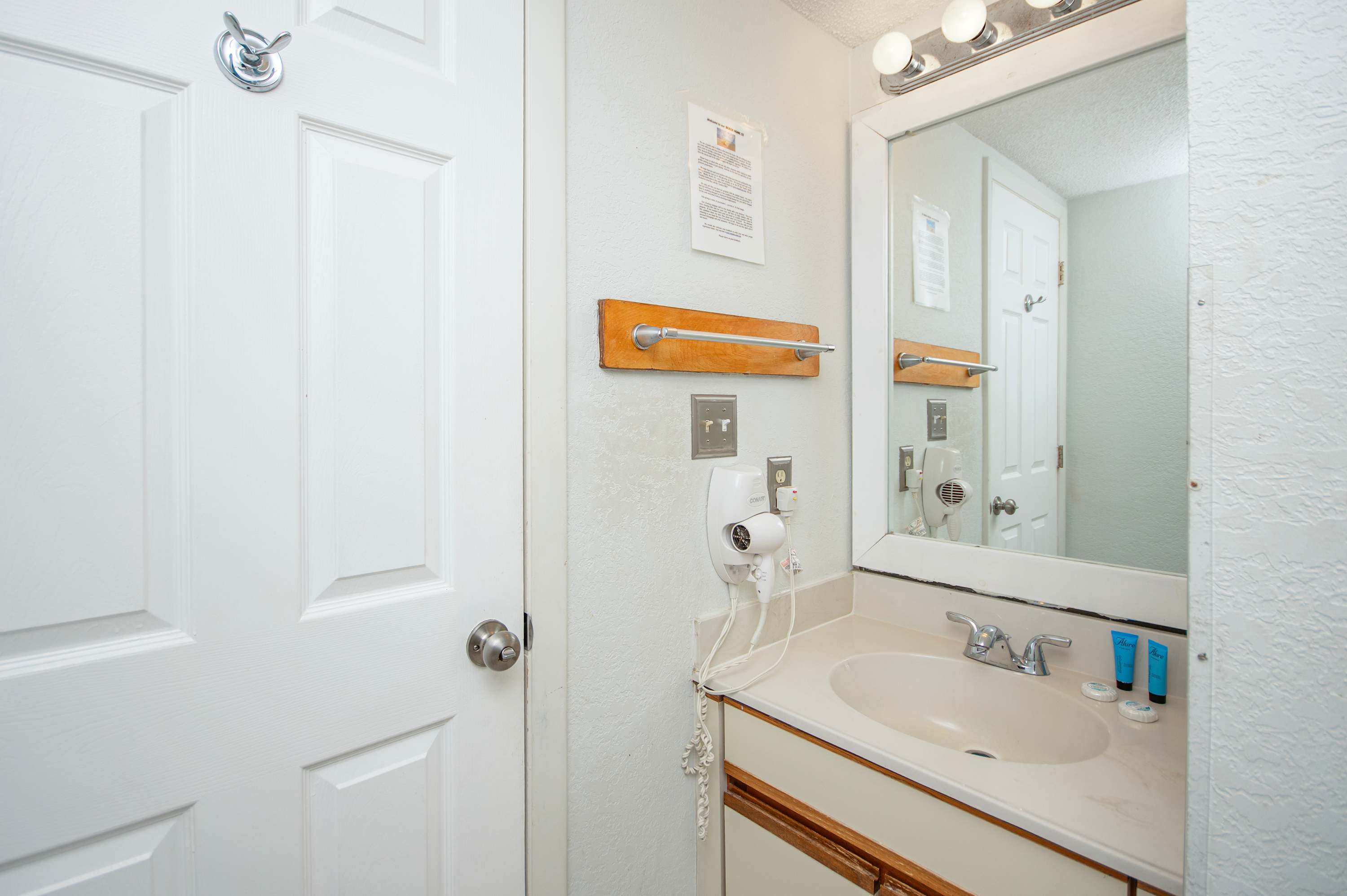 Bright lighting and full mirrors make getting ready a breeze.
