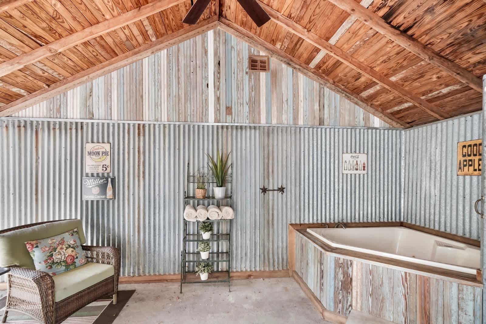 Bungalow on College - Close to Main, Outdoor oasis — Fredericksburg, TX — vacation rental
