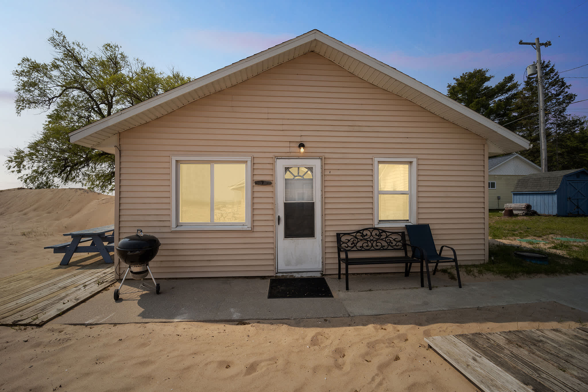#7 | Sleeps More, Cozy, Lake Access — Oscoda, MI — vacation rental