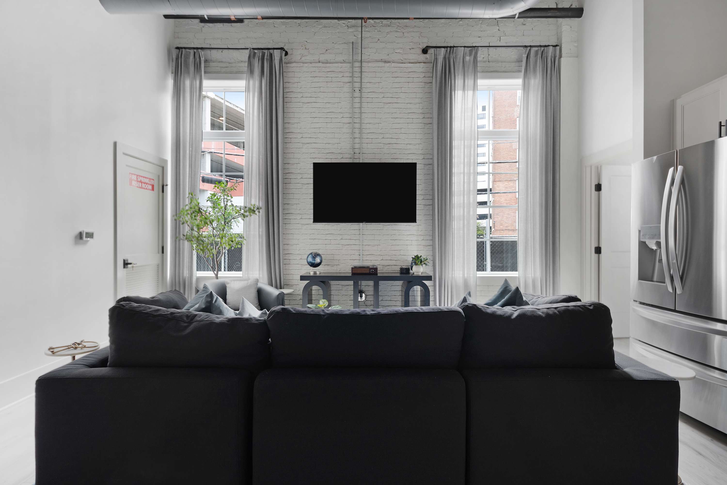 Dibs On Nashville 3BR at Elliston Place — Nashville, TN — vacation rental