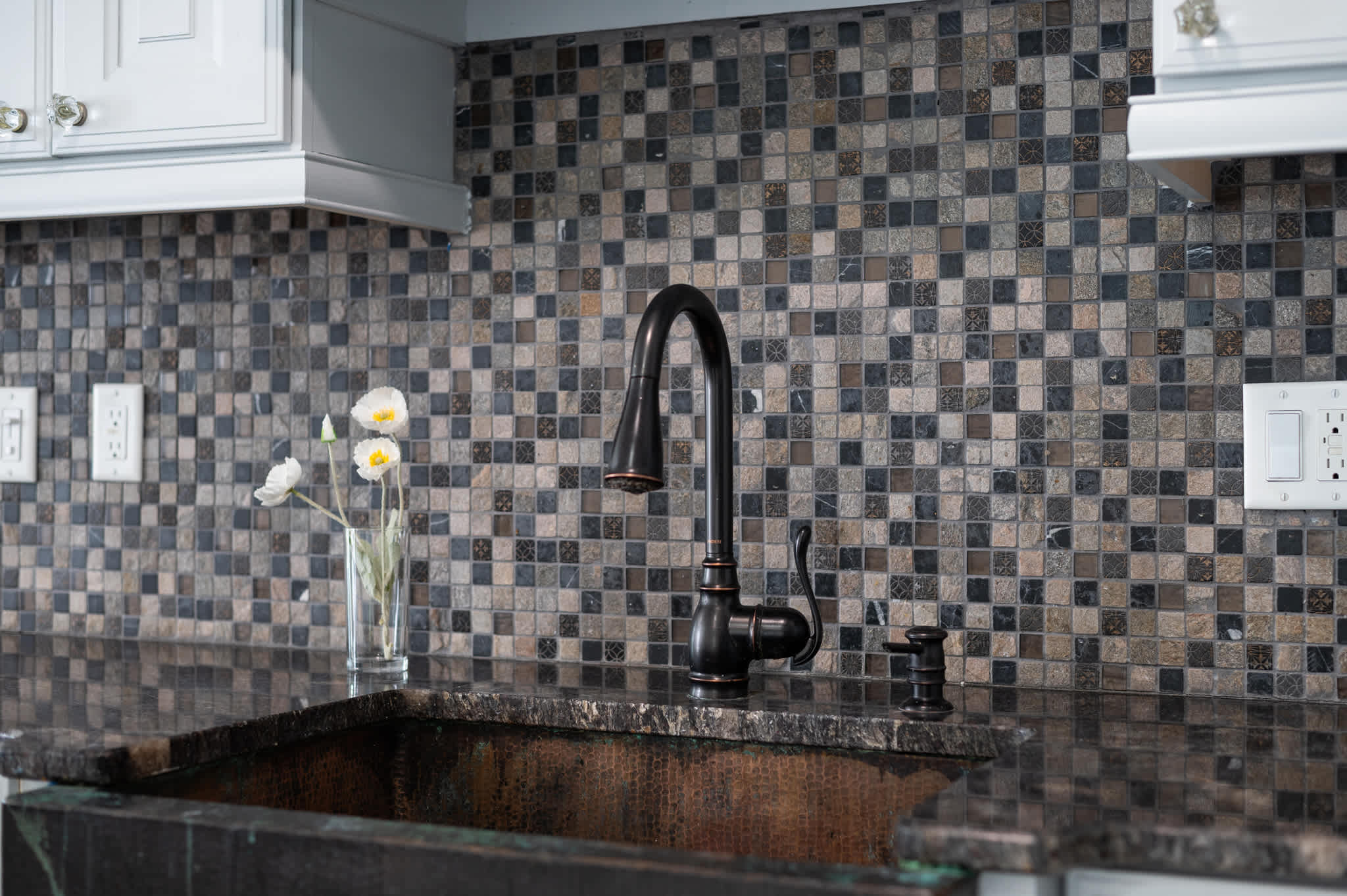 Luxury home w/patio & firepit