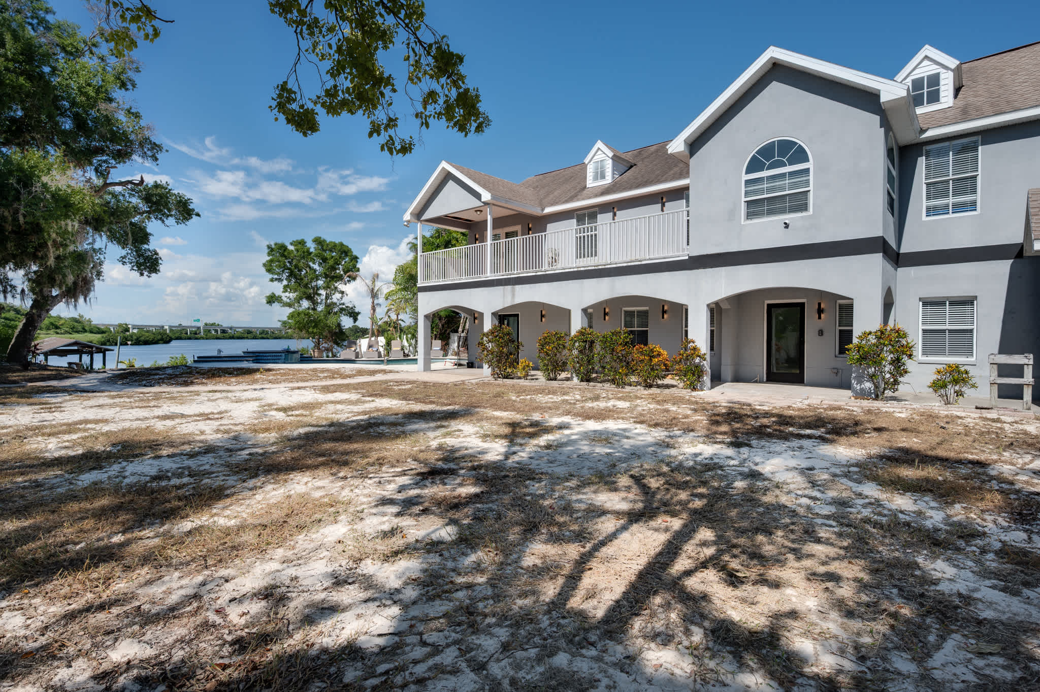 Luxury home w/patio & firepit