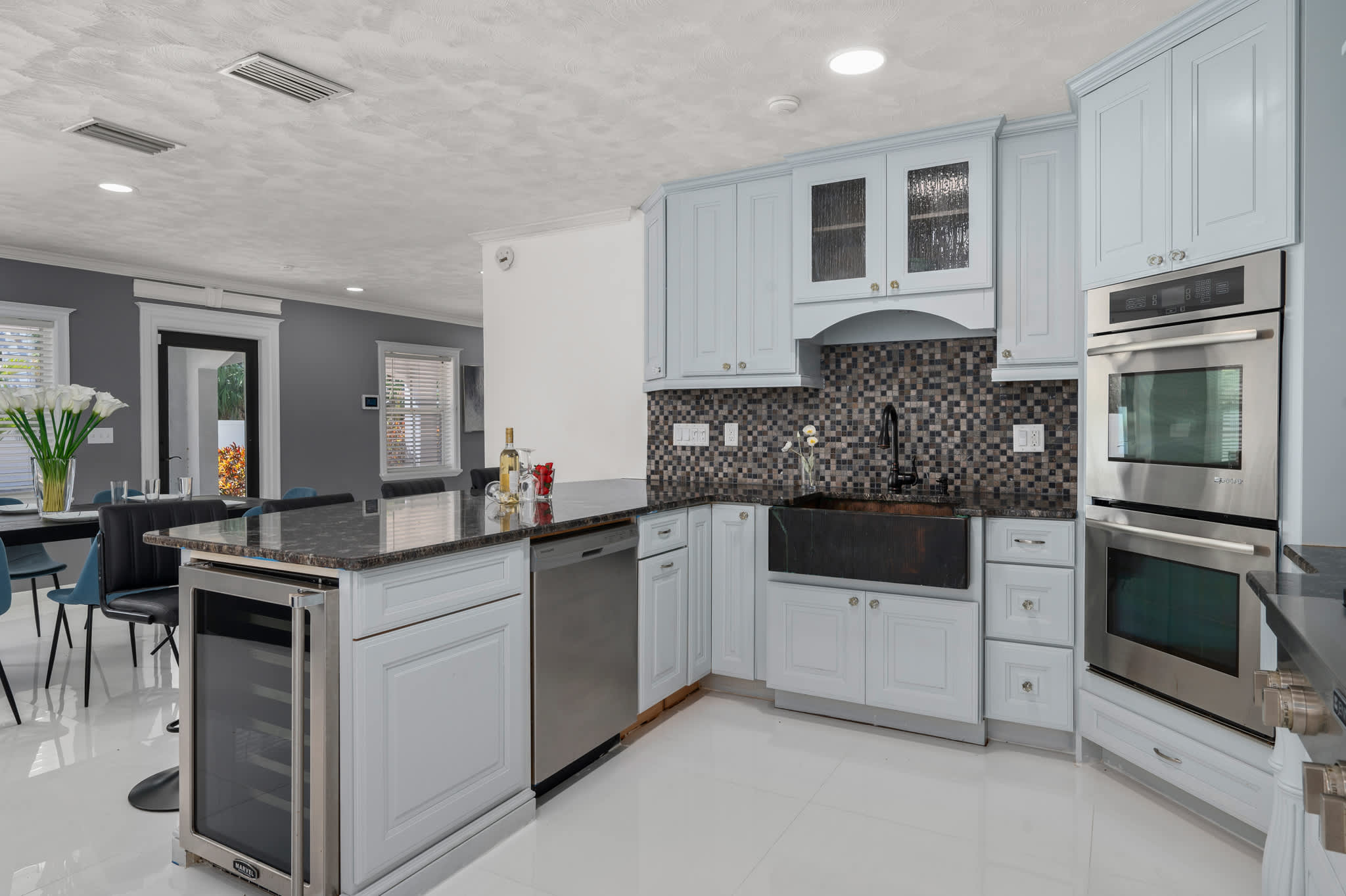 Luxury home w/patio & firepit