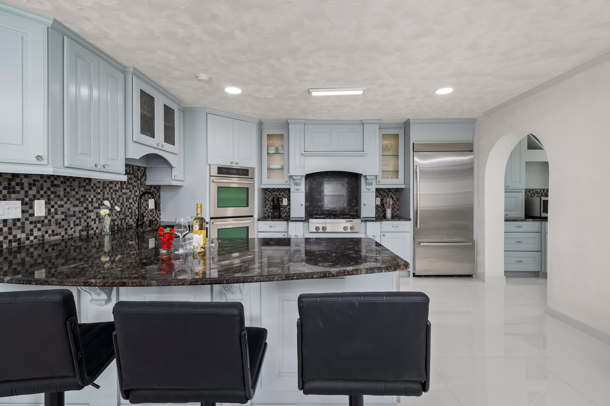 Luxury home w/patio & firepit