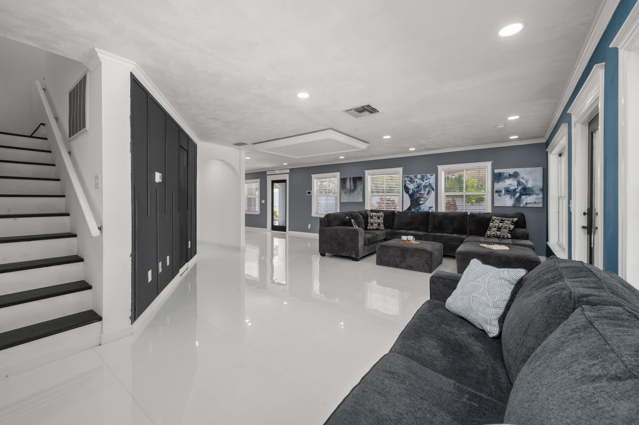 Luxury home w/patio & firepit