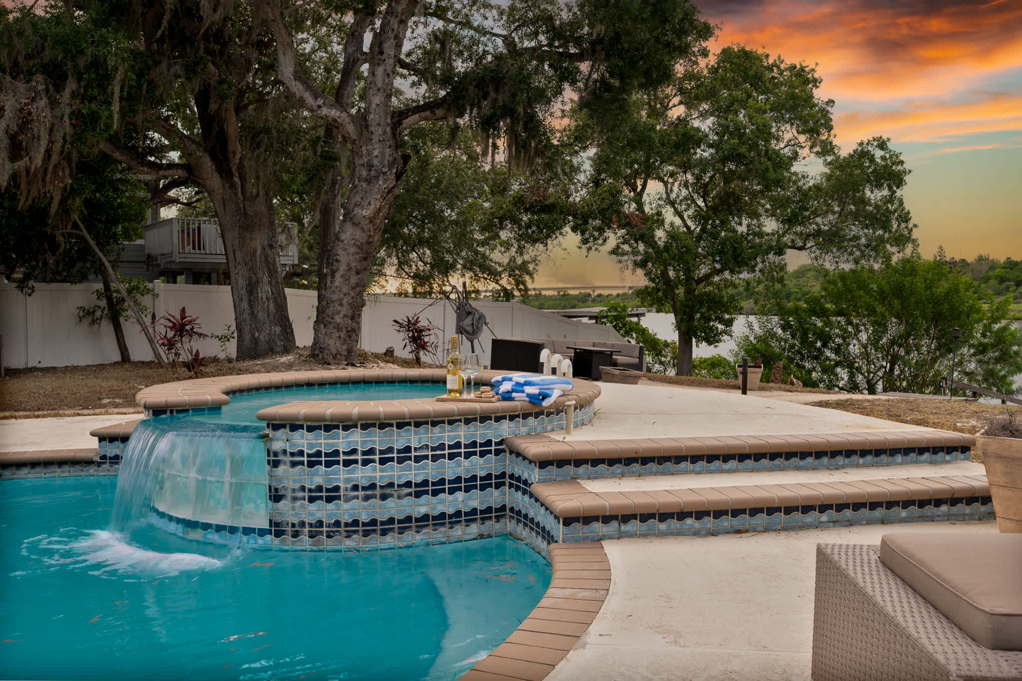 Luxury home w/patio & firepit