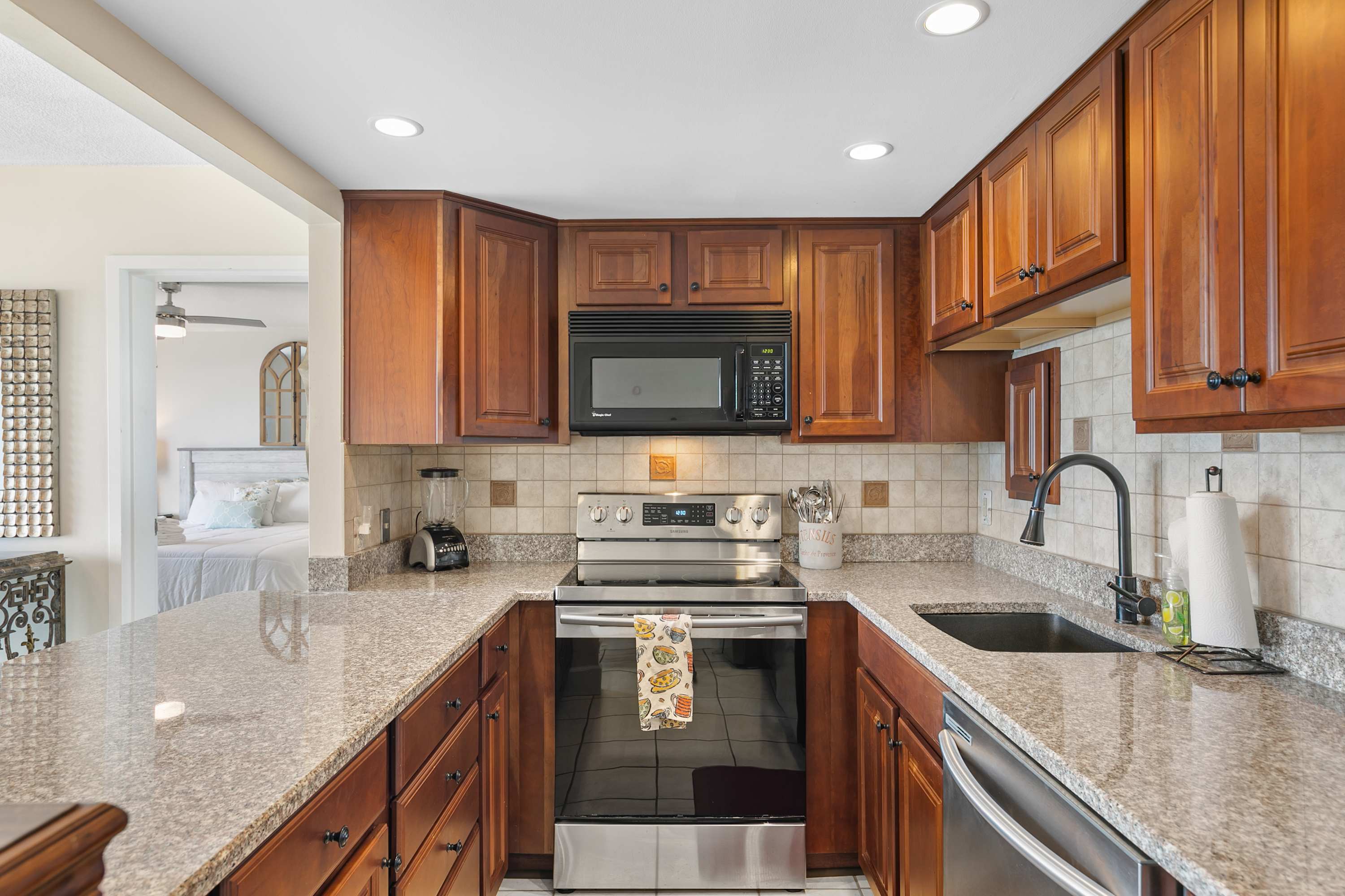 9400 Building 1007