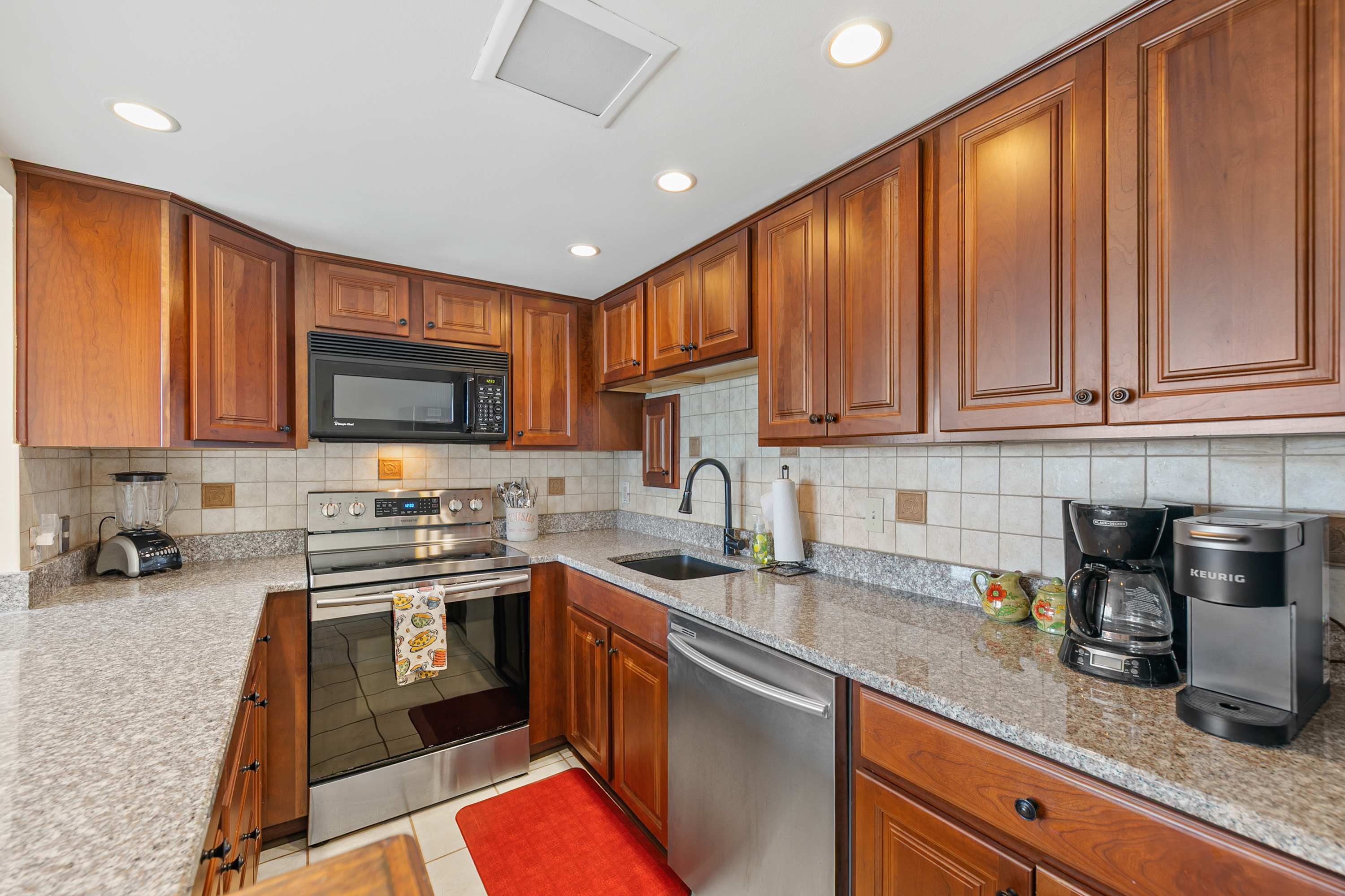 9400 Building 1007