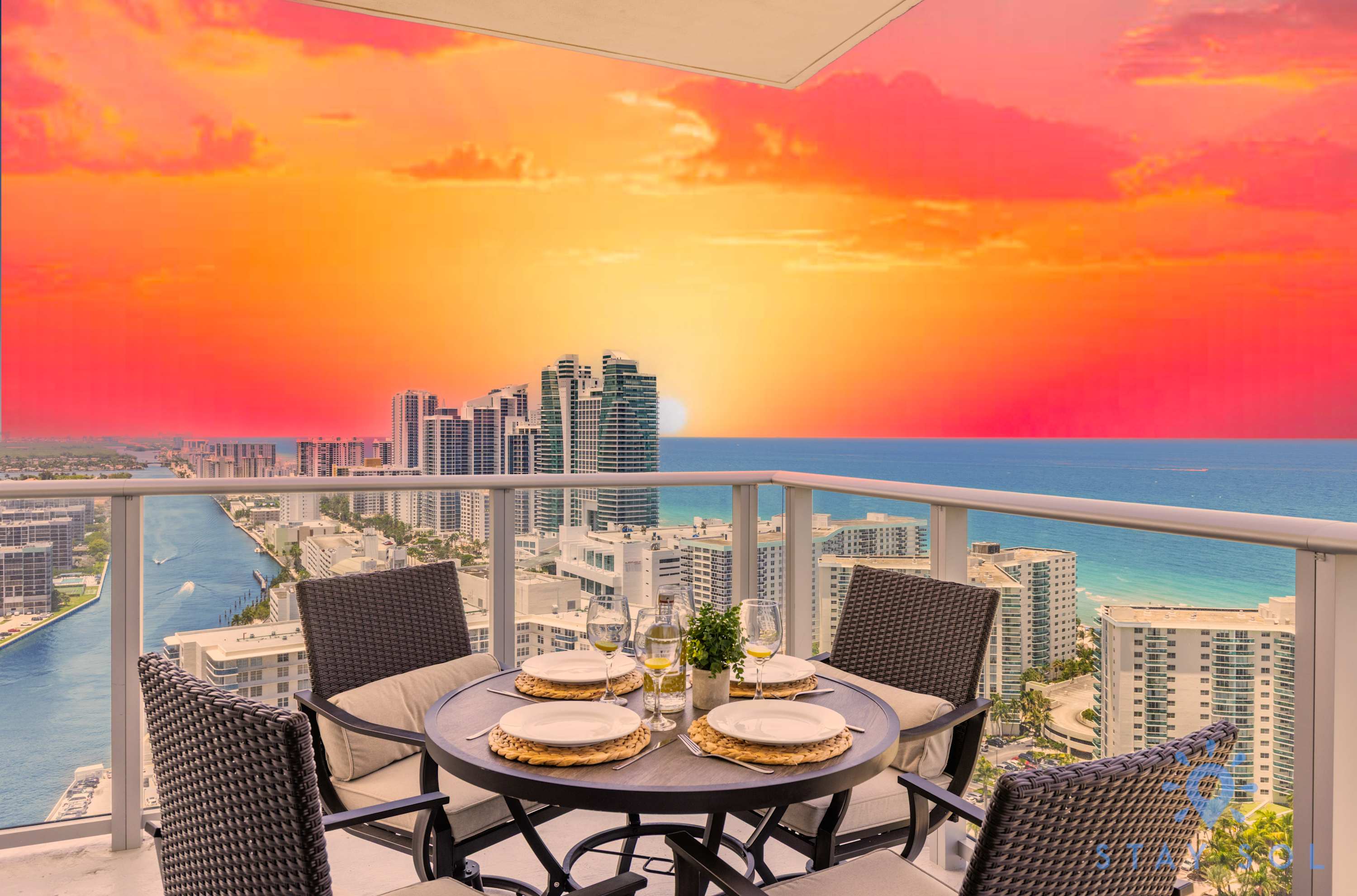 Luxury 2Br- Front Ocean & Bay View| Amazing Pools — Hollywood, FL — vacation rental