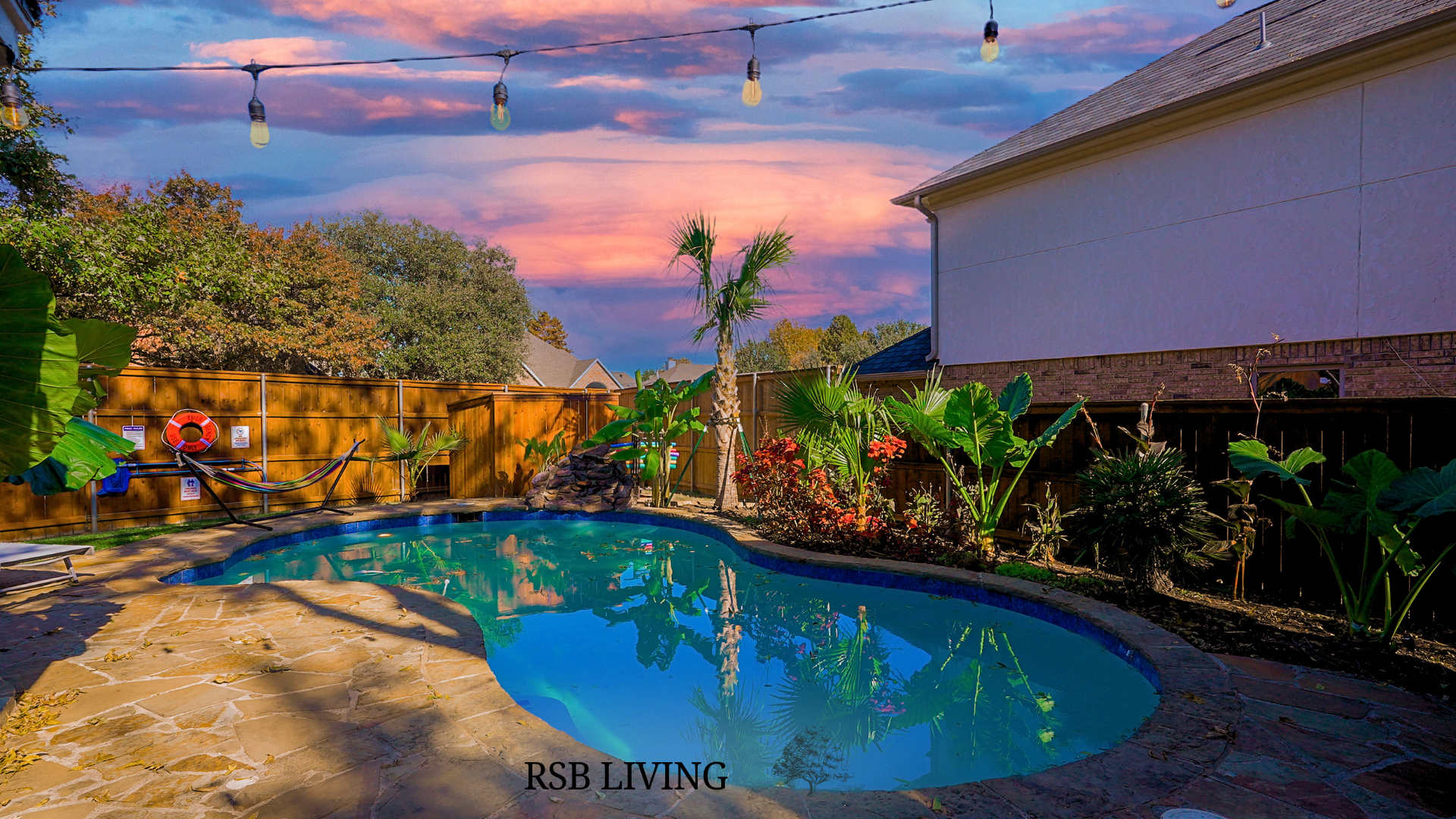 Luxury Home 5BR Hot Tub, Pool & Beautiful Backyard