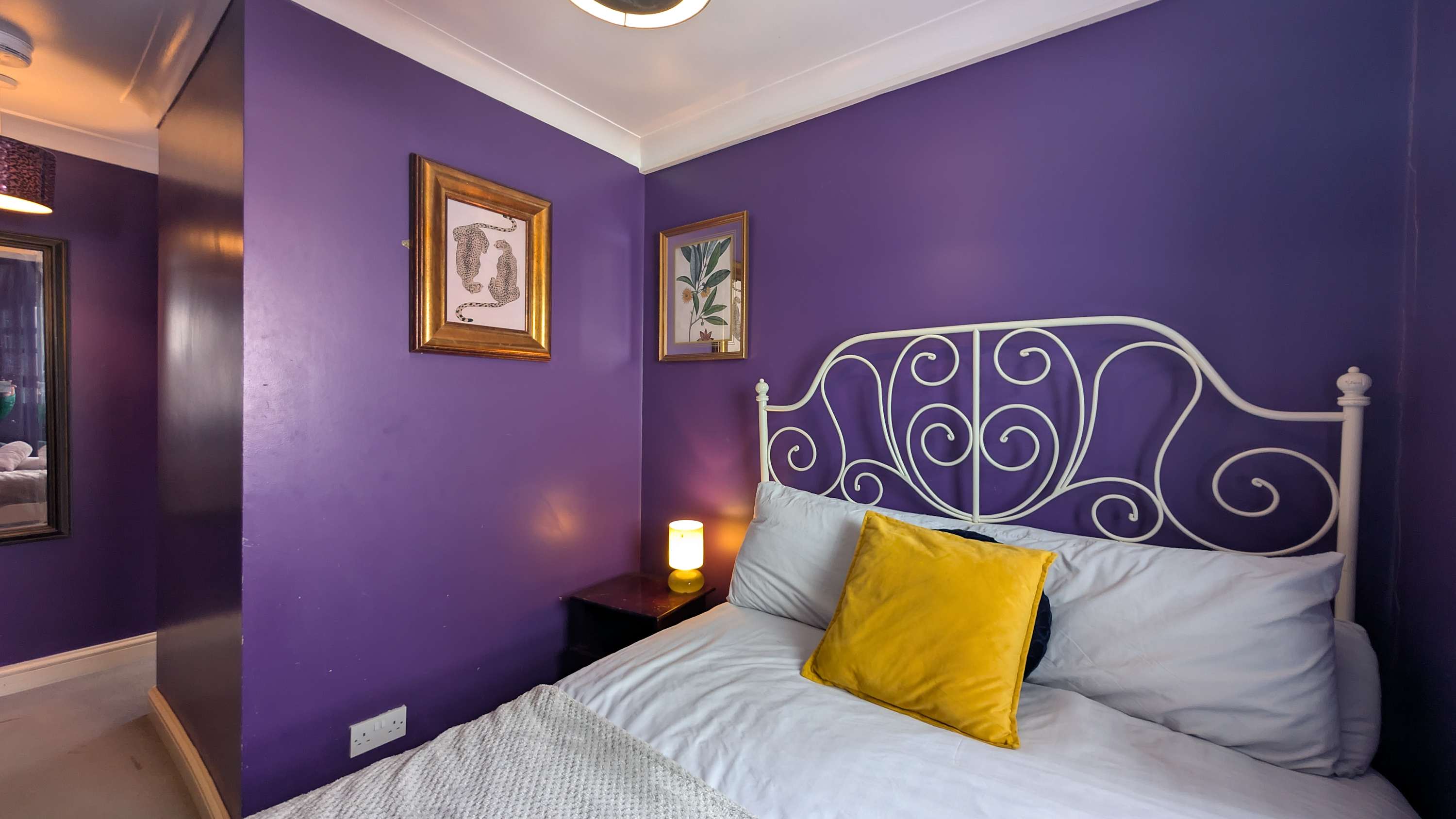 Hot Tub Hideaway - by Brighton Holiday Lets - Brighton Holiday Home - Image 11