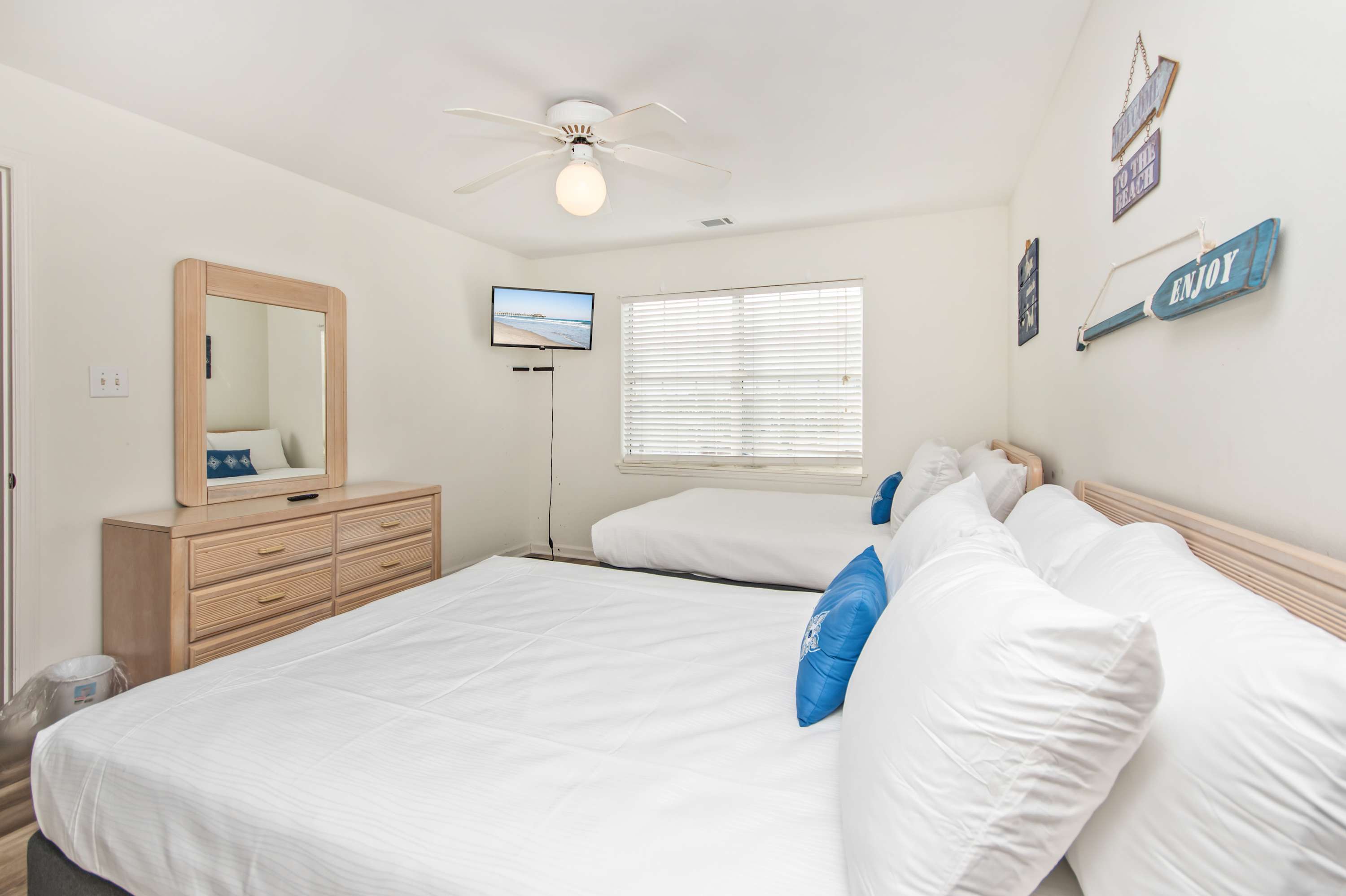 Let natural light fill your cozy oasis—perfect for lazy vacation mornings.
