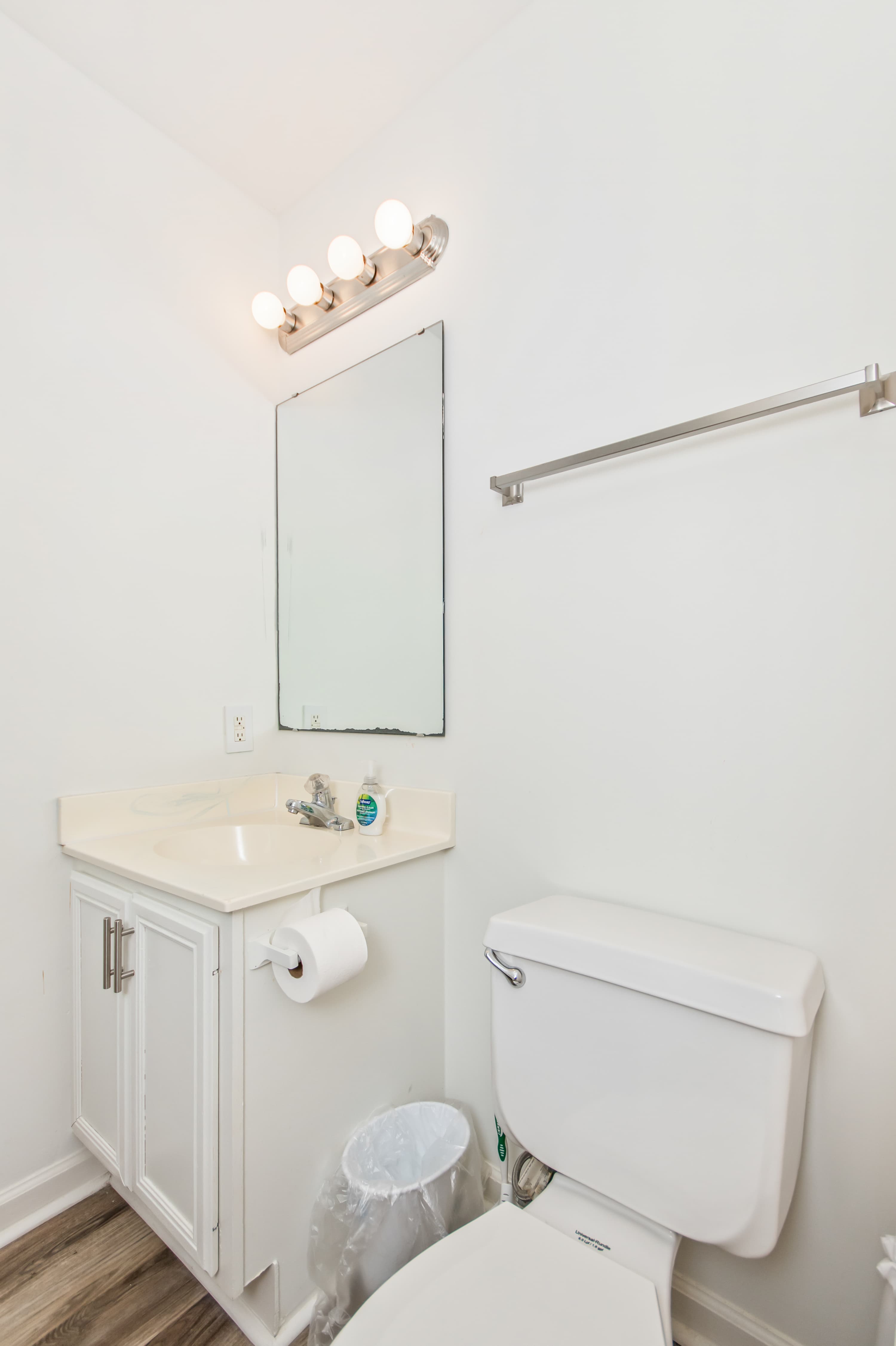 Modern fixtures and a clean vibe make this bathroom a beachside gem.
