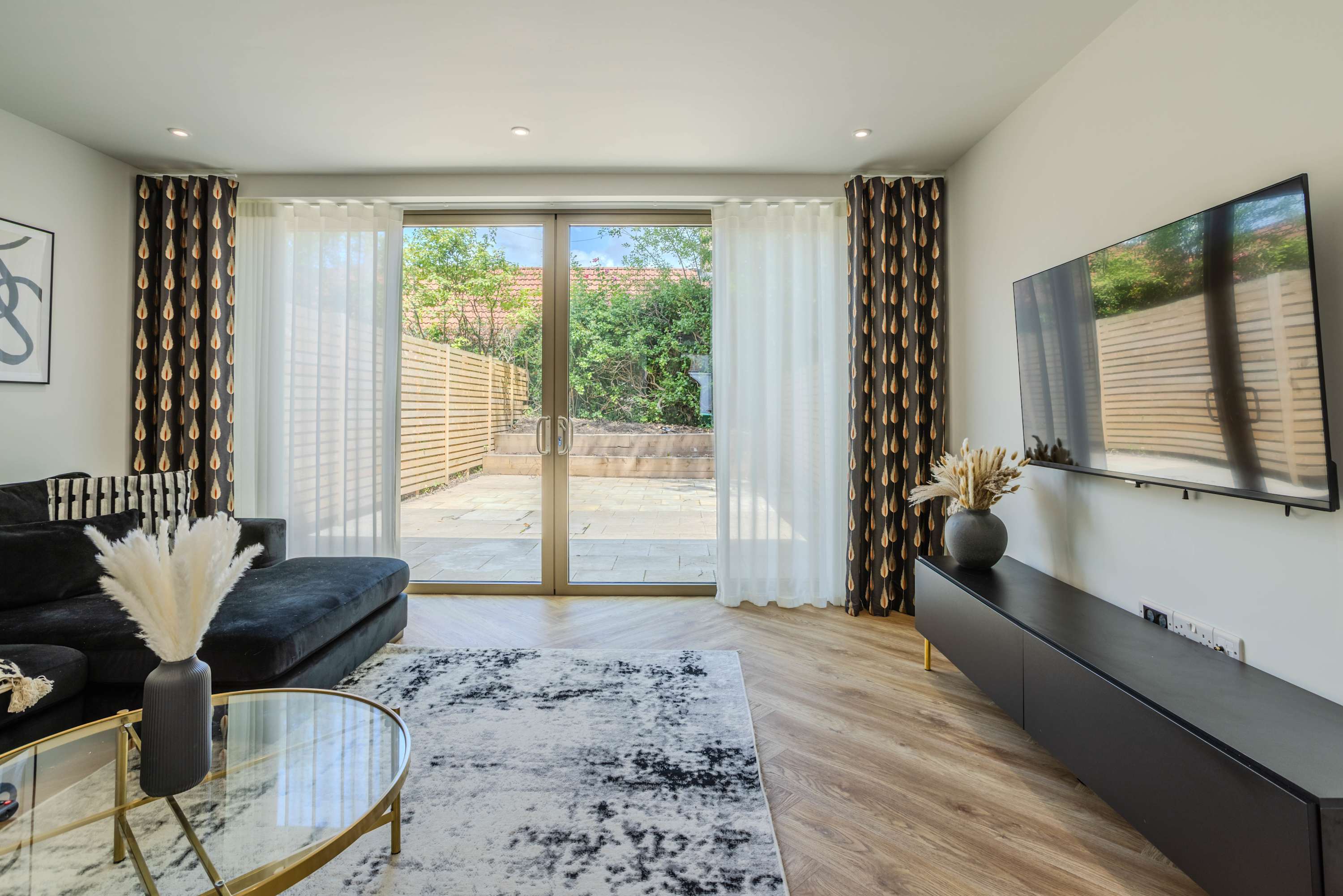 Luxury Townhouse 4BR I Roof Terrace I Sleeps 8