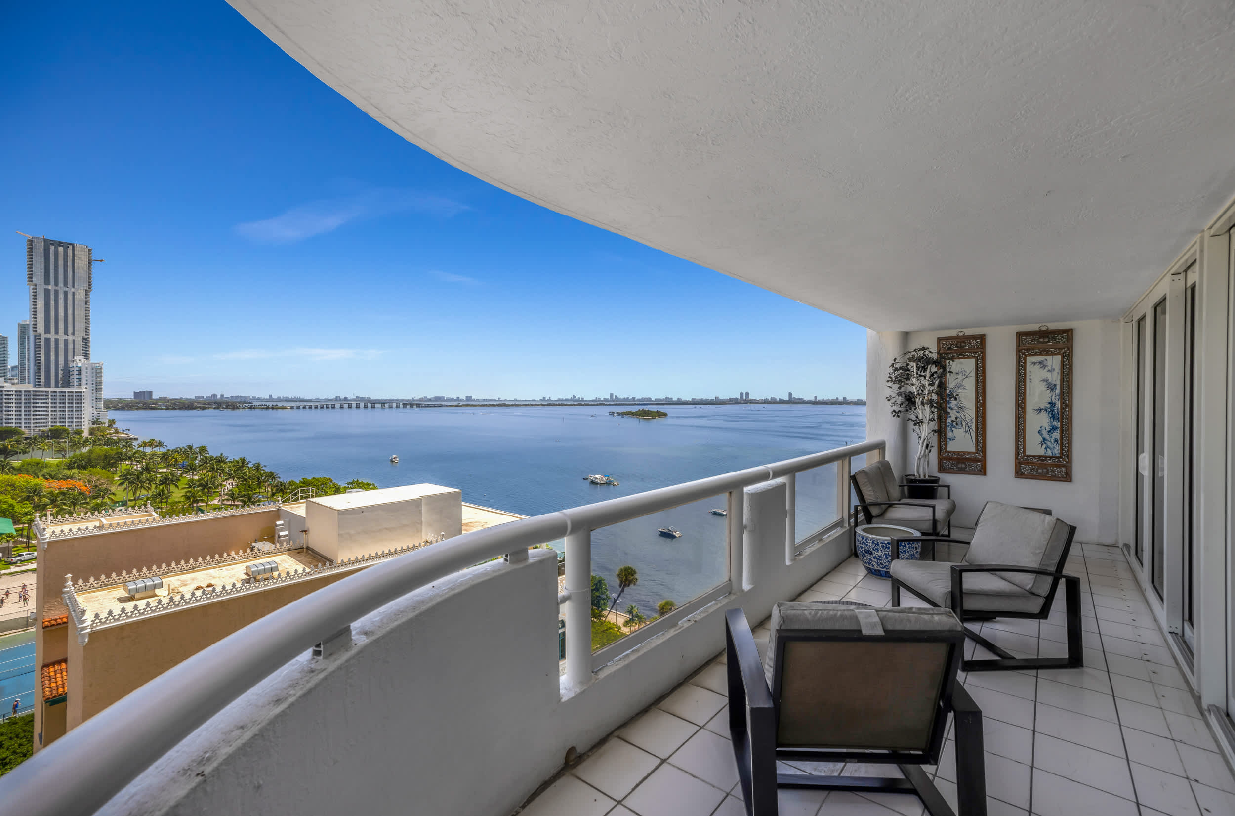 Biscayne Bayviews | Ideal Long-Term 1BR | StayCozy