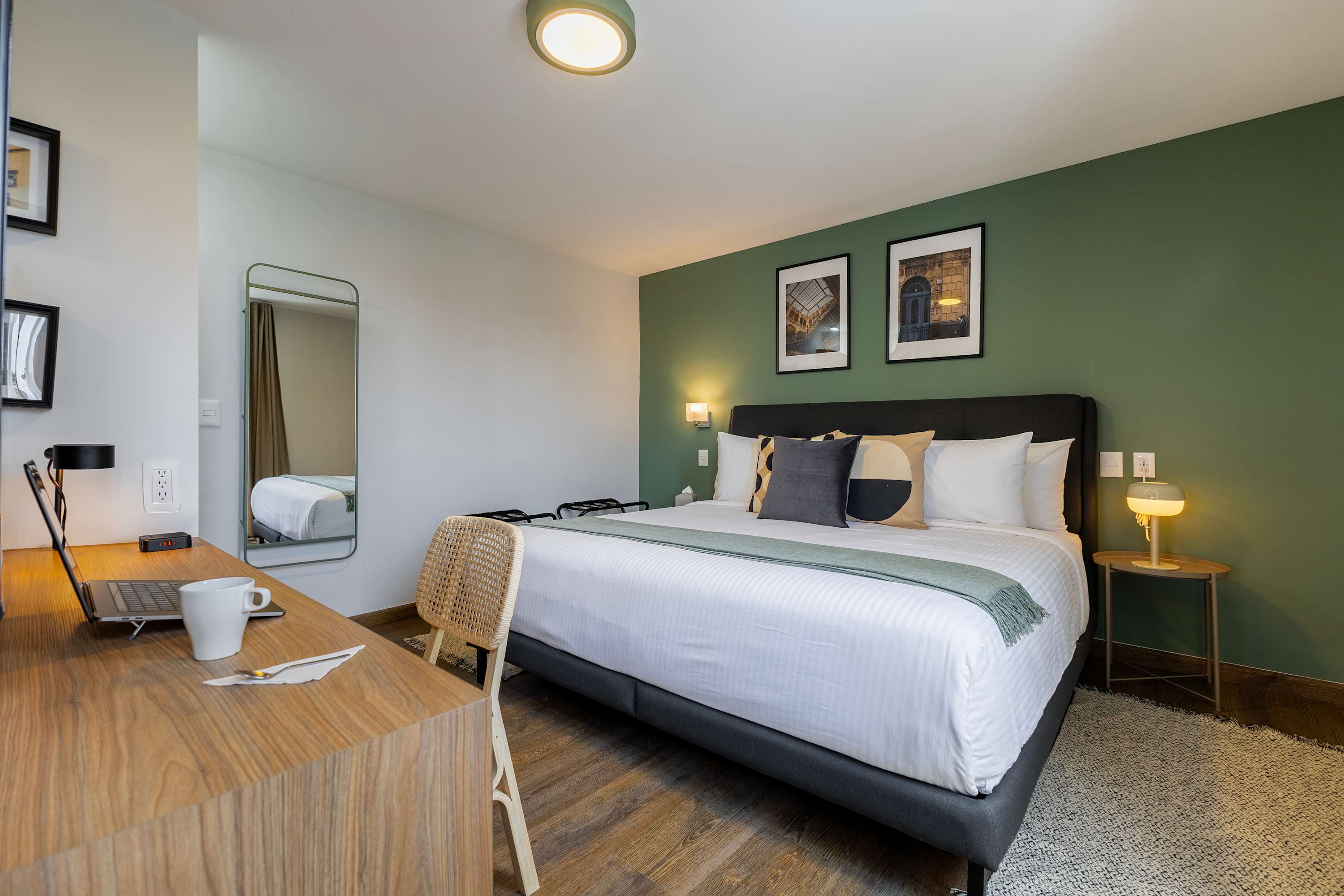 Prime Location PH Between La Juárez & Centro 2