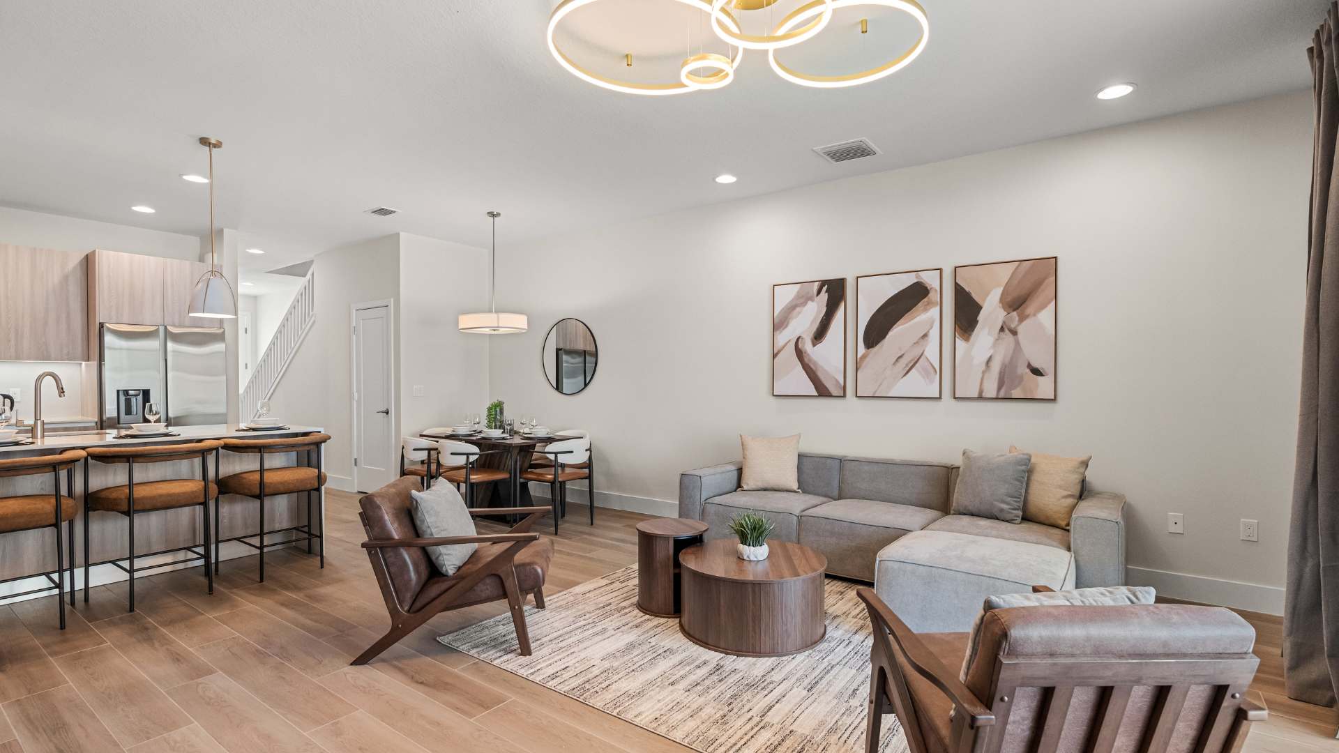 Upstay Pristine 3BR Home with Private Pool BBQ