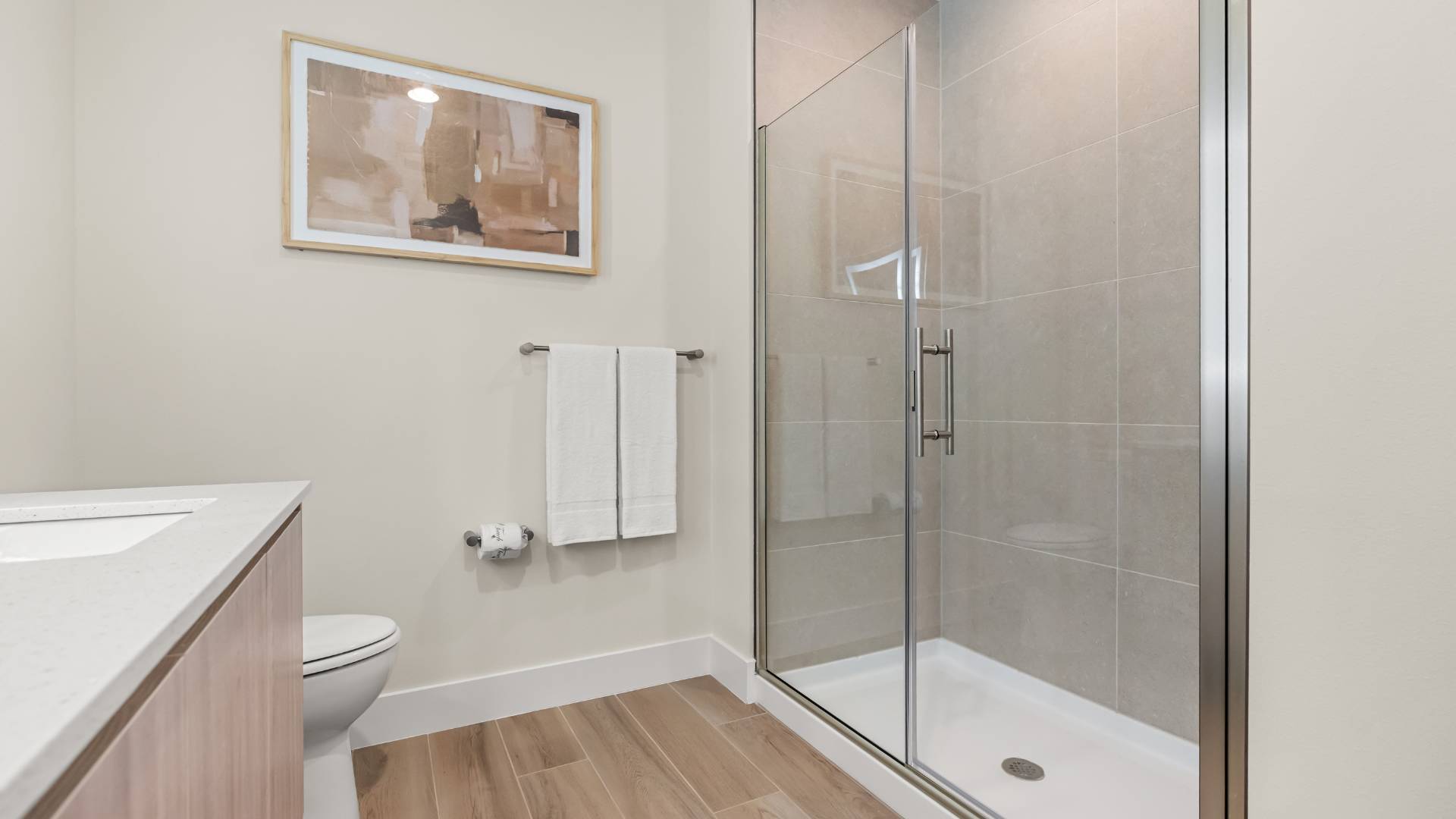 En-suite Bathroom with Modern Standing Shower