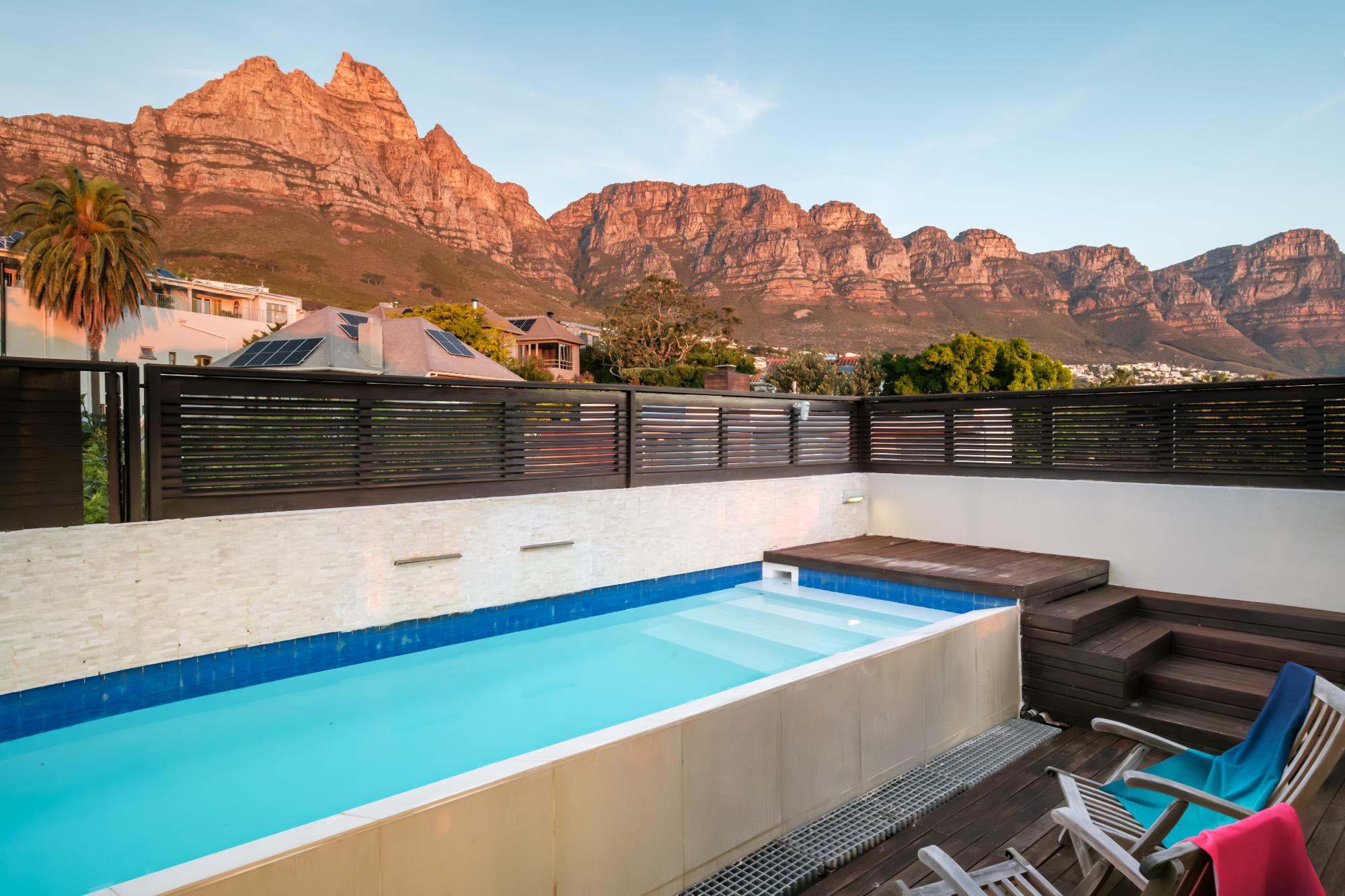 Sea View 3bed Apt w Pool near Beaches Glen Sunsets 5