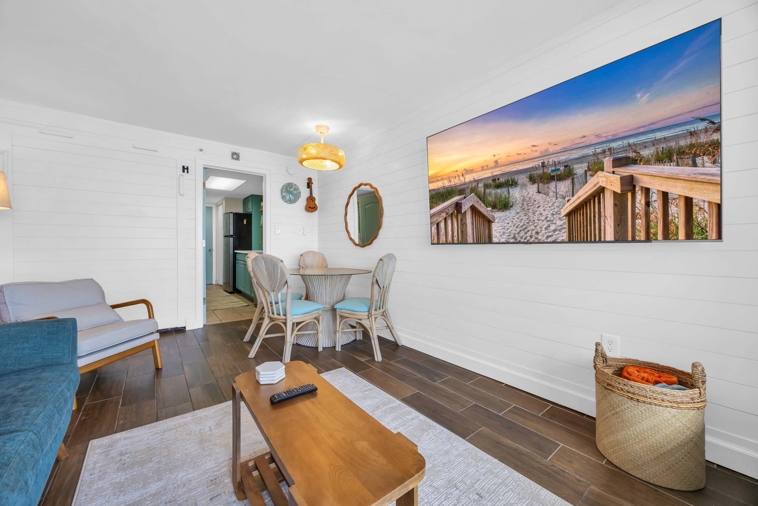 All New Oceanfront Condo w Lazy River