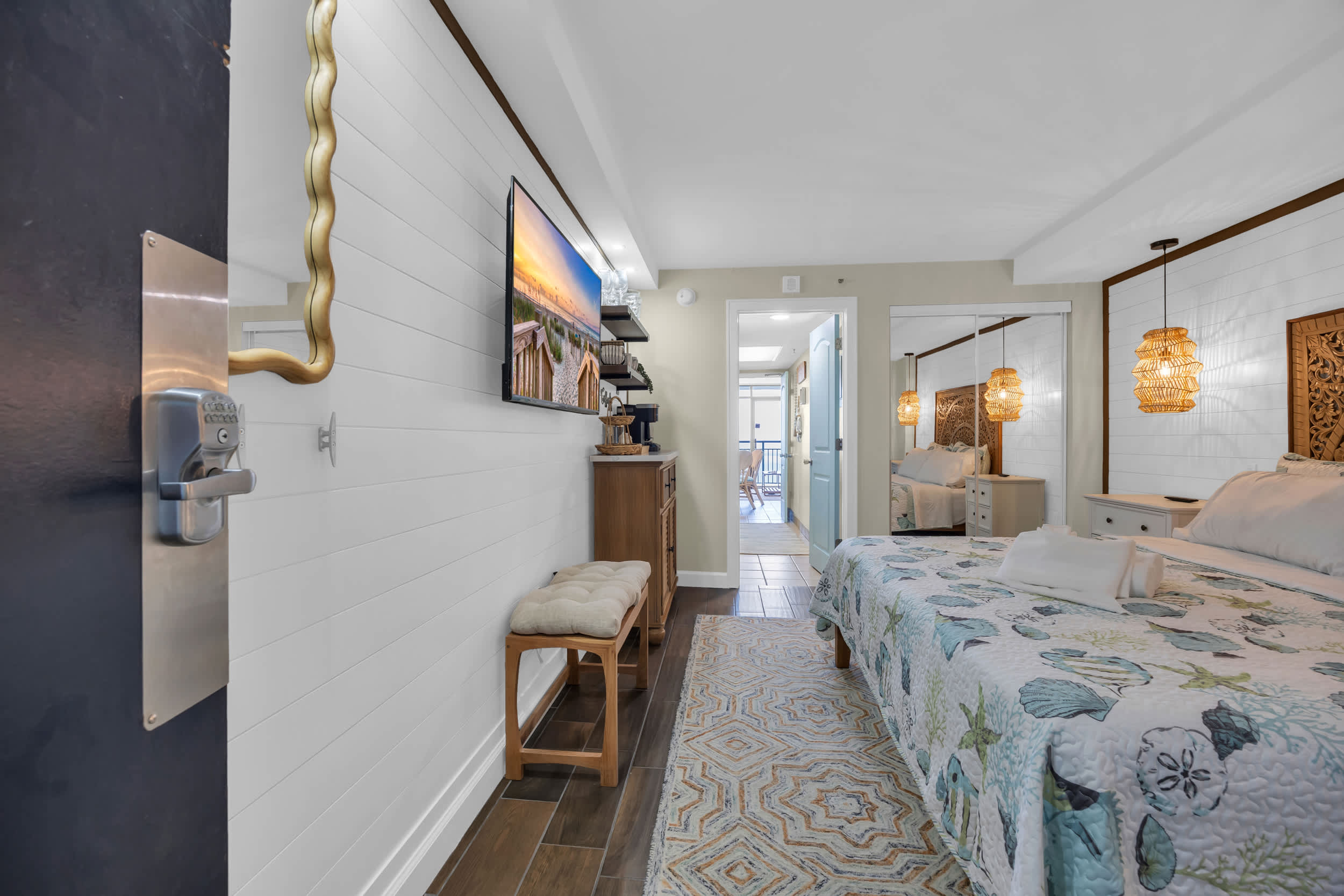 All New Oceanfront Condo w Lazy River