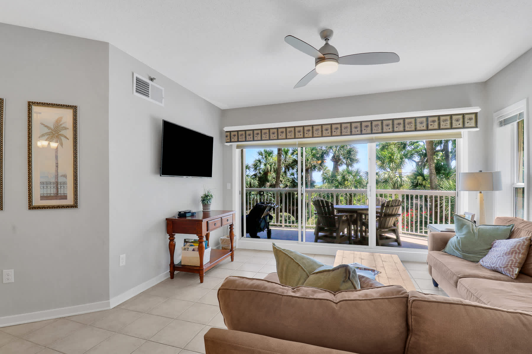 Roku TV's with cable in each room
