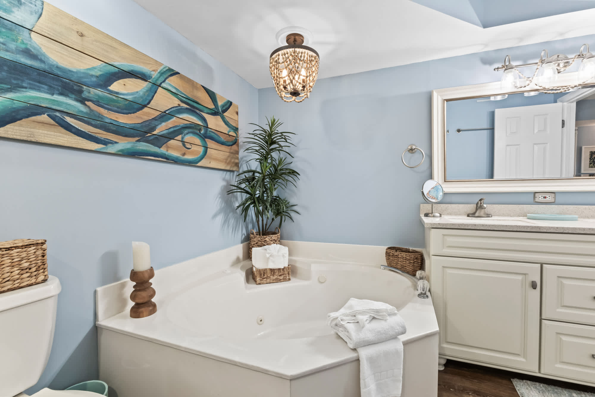 Bathroom 1 - Separate Tub