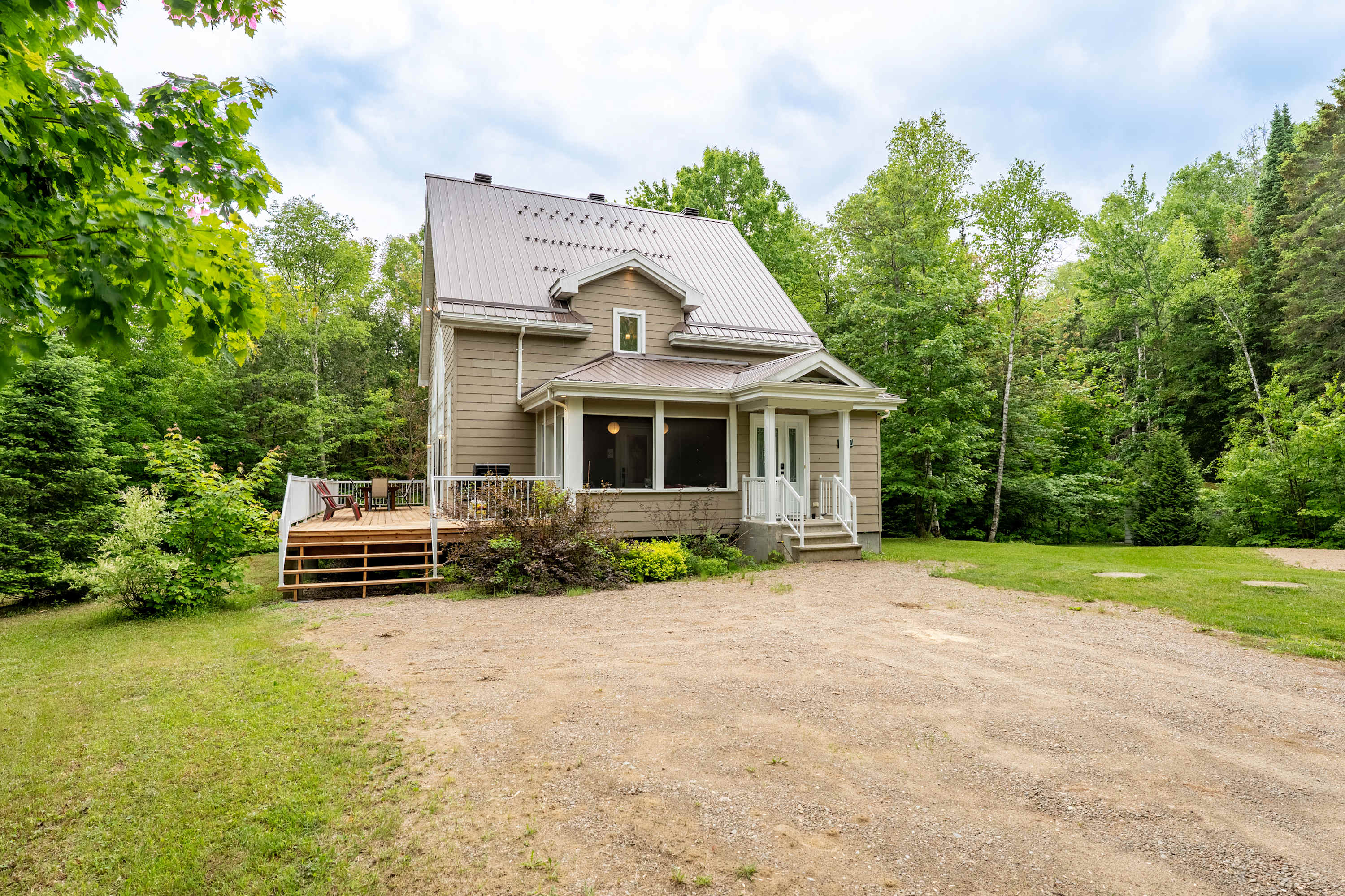 Chalet image 51