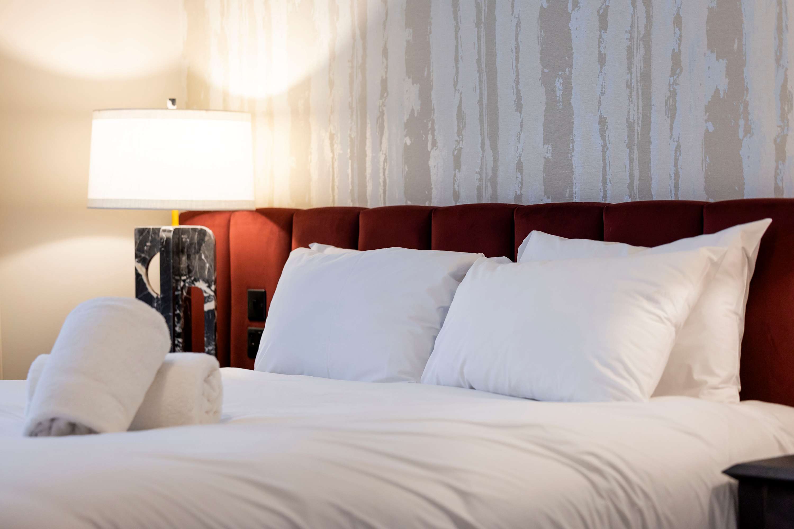 The Townhouse - By Unloch in Saint Vincent Street 223 G2 5QY - Property image 5 - VivreStays