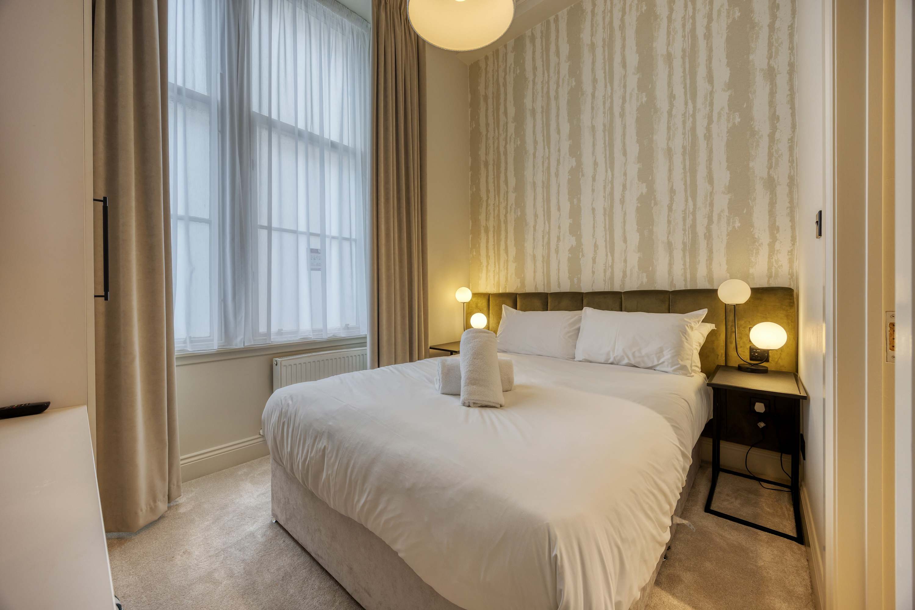 The Townhouse - By Unloch in Saint Vincent Street 223 G2 5QY - Property image 32 - VivreStays