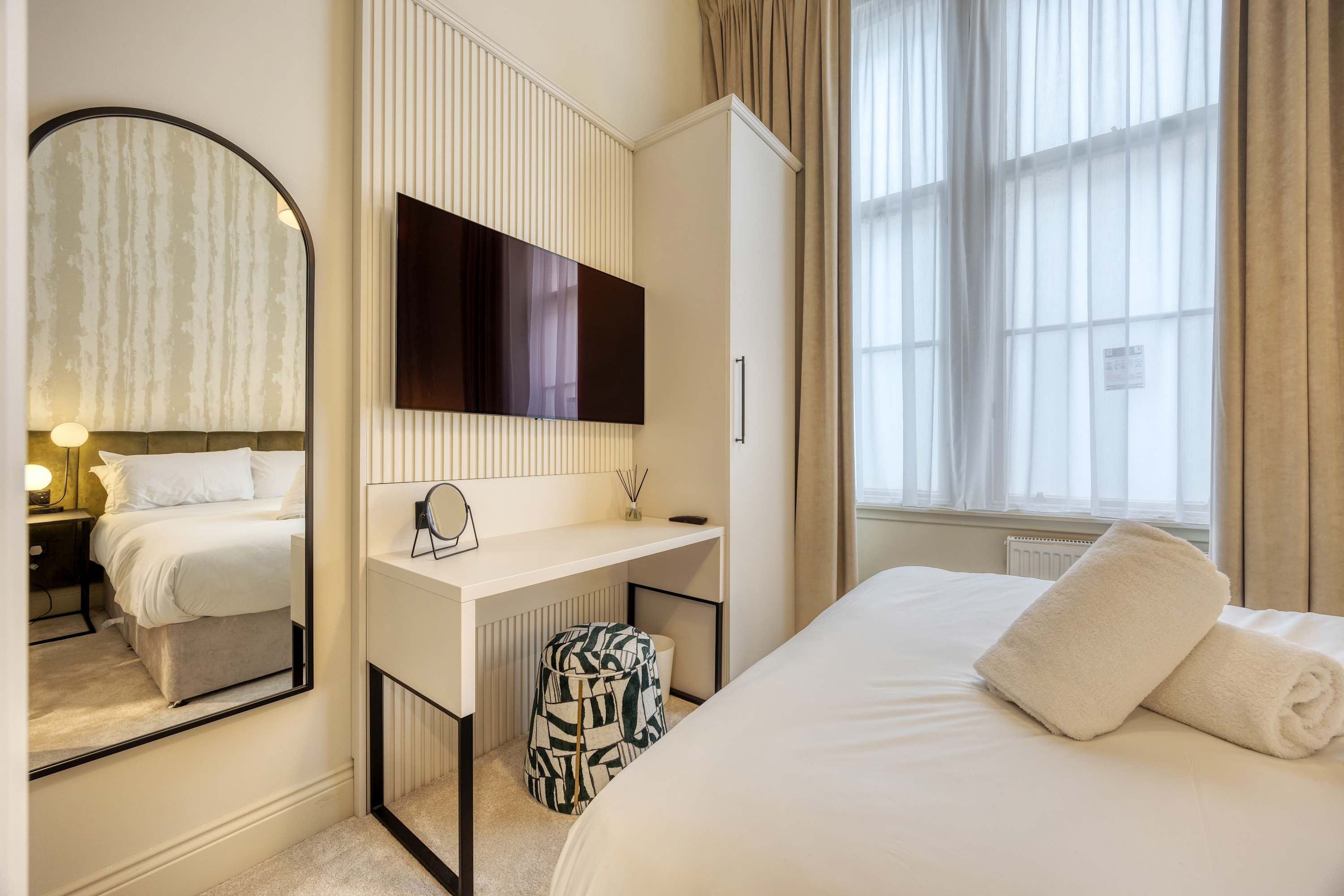 The Townhouse - By Unloch in Saint Vincent Street 223 G2 5QY - Property image 31 - VivreStays