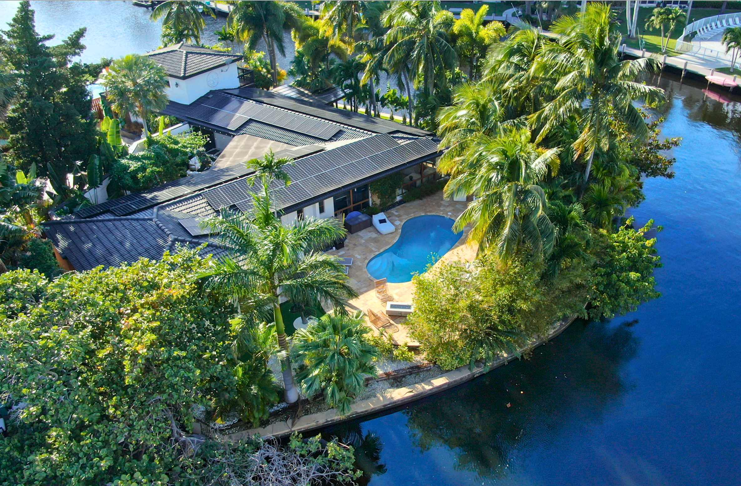 The Sanctuary, 5BDR Heaven Watrfrt w/ heated pool — Wilton Manors, FL — vacation rental