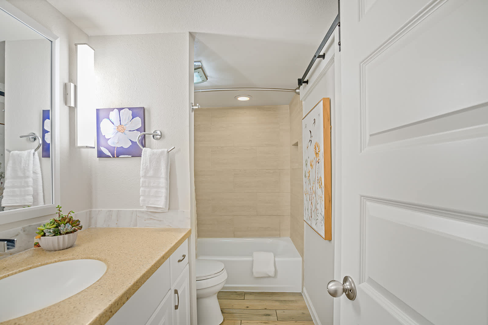 Downtown Austin Condo, Pool  | Tarrytown Comfort