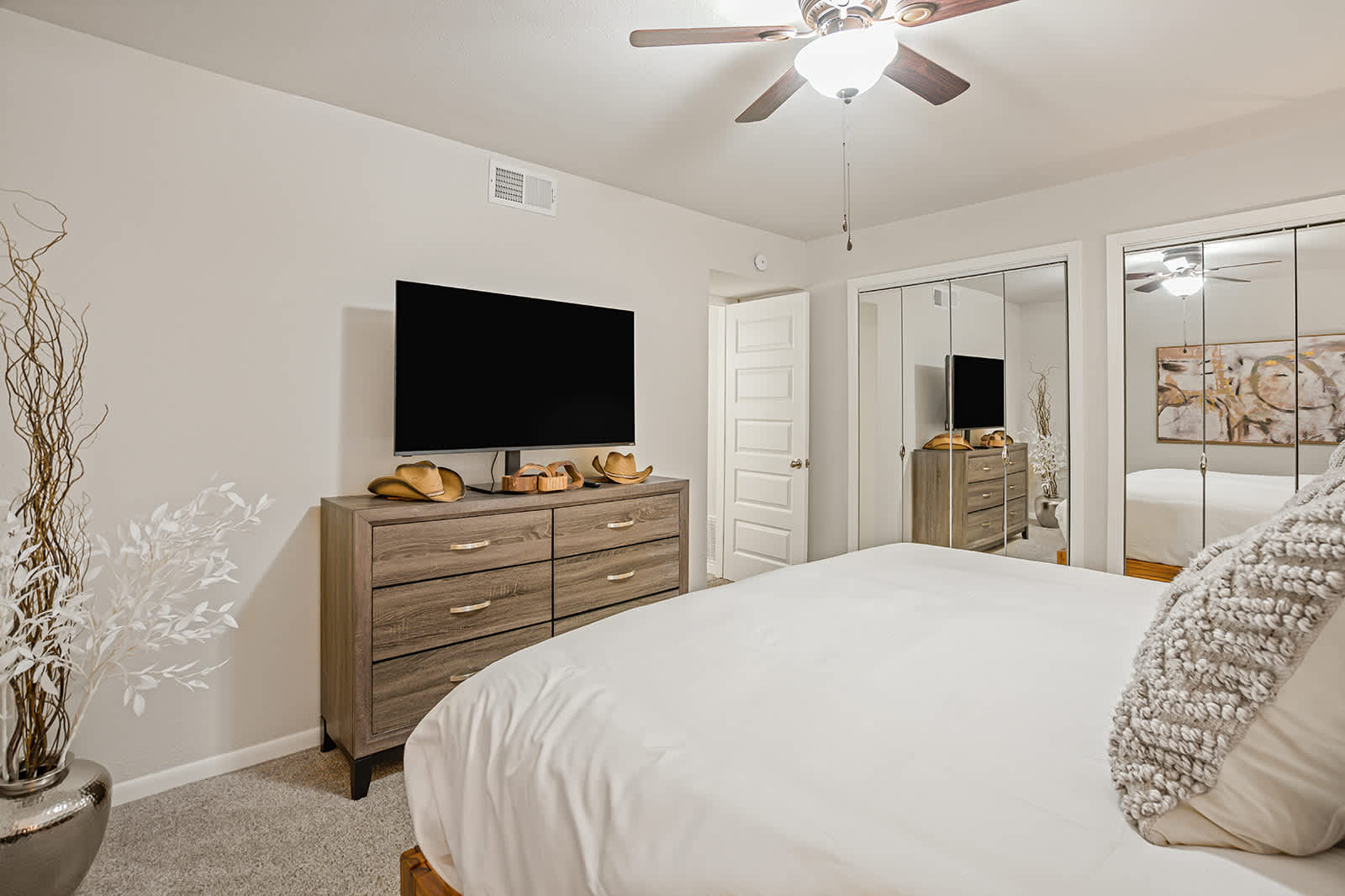 Downtown Austin Condo, Pool  | Tarrytown Comfort
