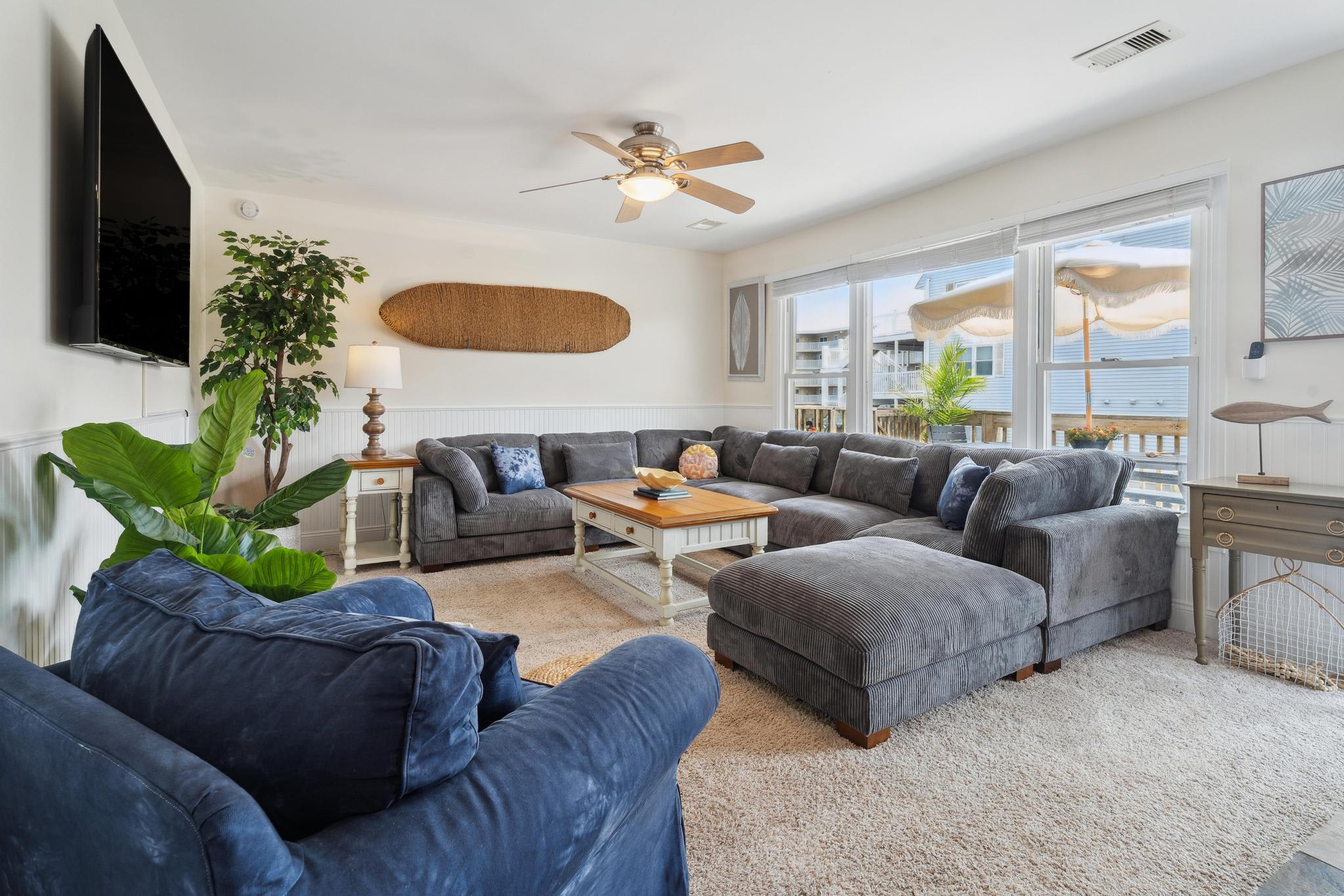 Cozy Oceanblock Condo - Steps To The Beach — Ocean City, MD — vacation rental