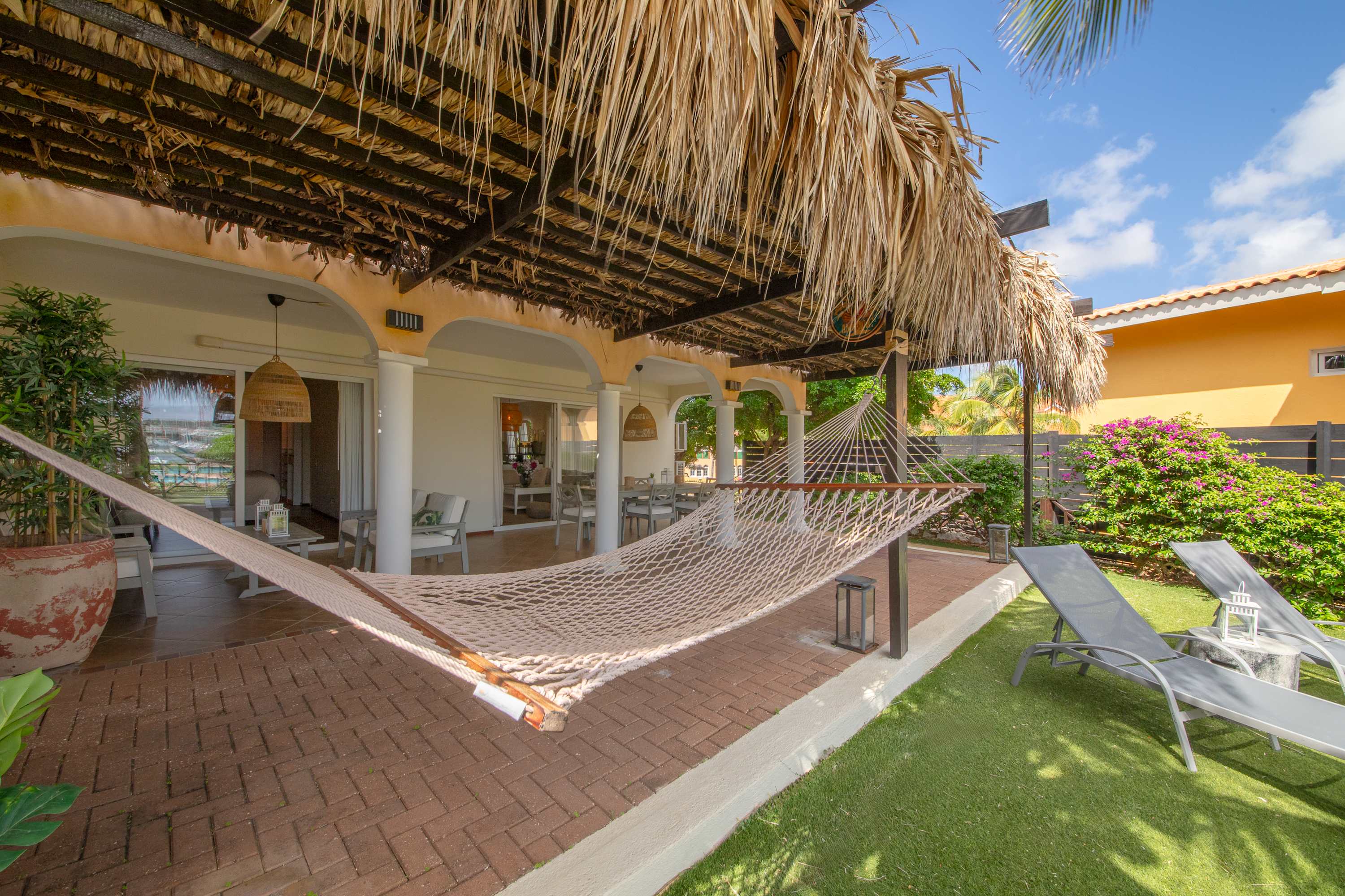 Tropical Garden Escape at Masbango - Jan Thiel 5