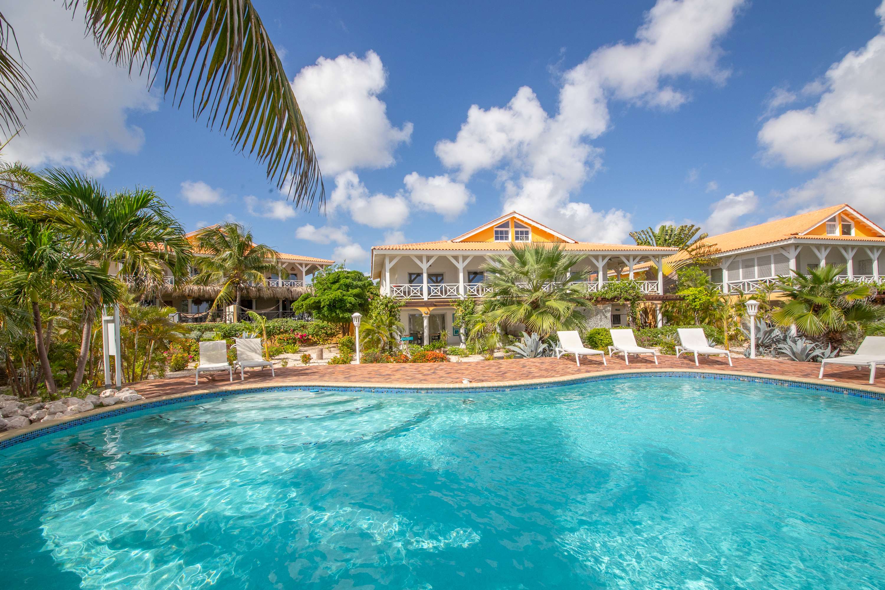 Tropical Garden Escape at Masbango - Jan Thiel