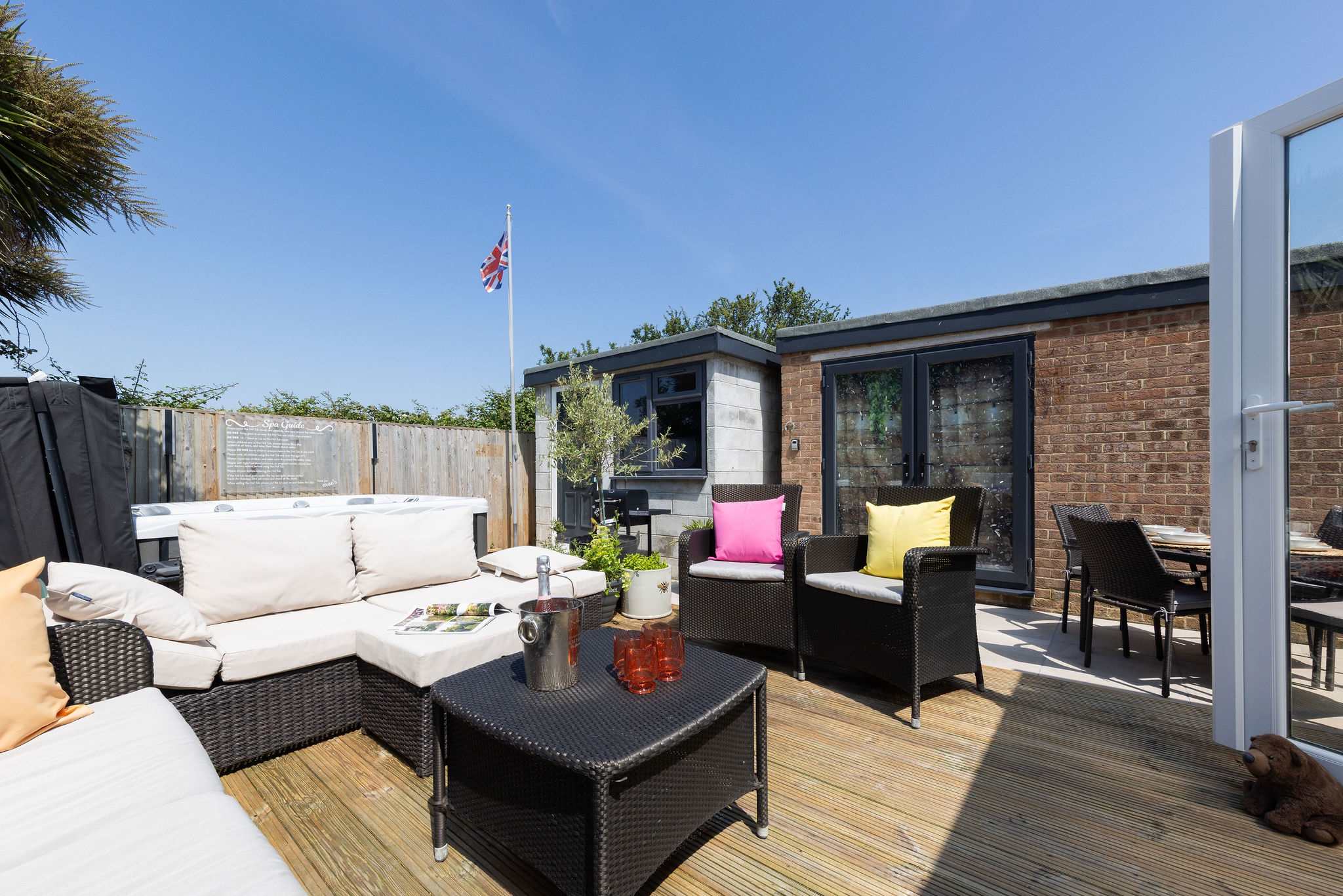 Coastal Retreat with Hot Tub, Walk to Beach