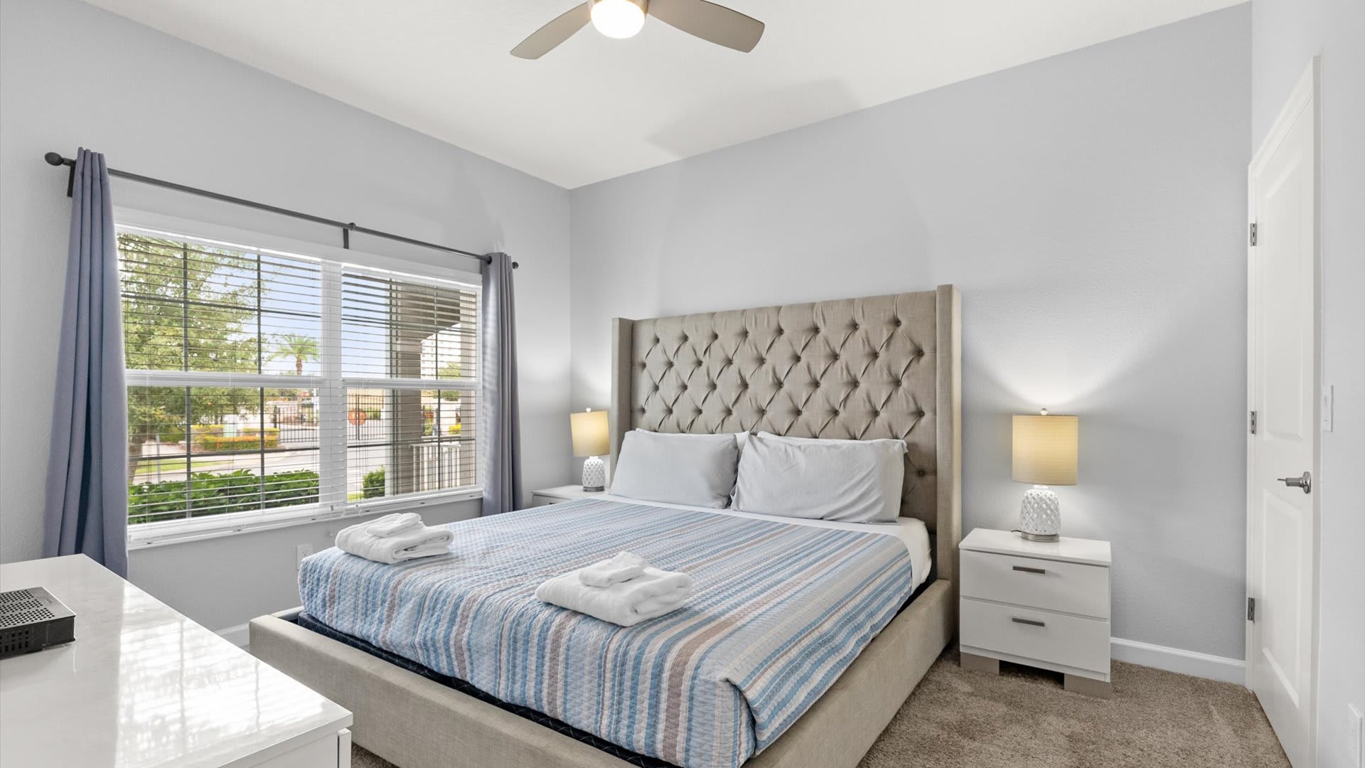 Enchanting 4BR Villa Family Vacation Home Near Disney | Photo 7