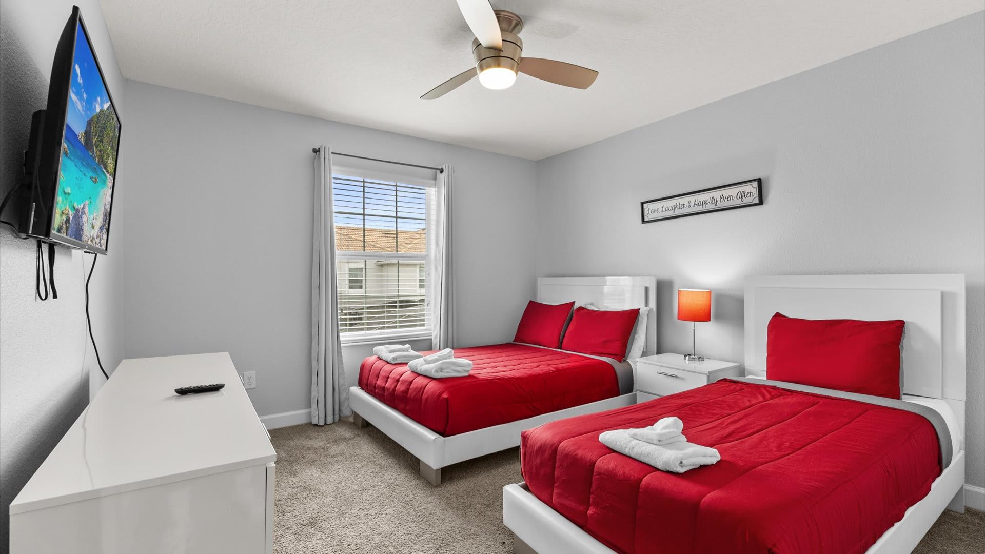 Enchanting 4BR Villa Family Vacation Home Near Disney | Photo 22