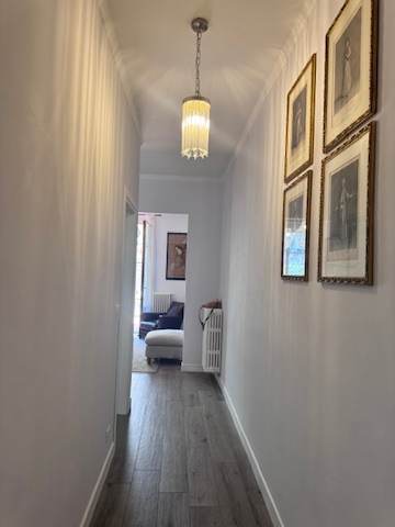 Florence Favorite - Image 24